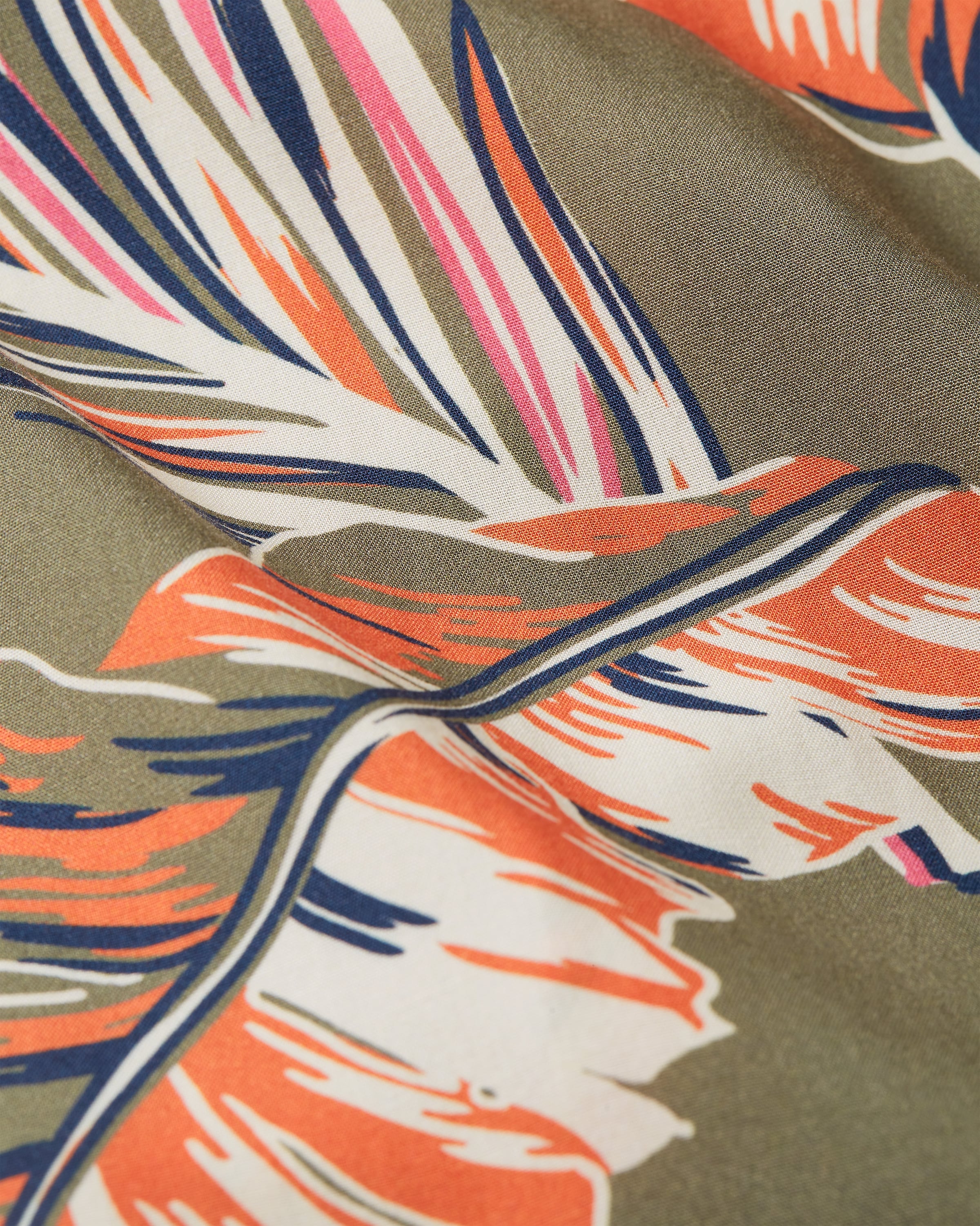 Tommy Hilfiger Kurzarmhemd »LIGHTWEIGHT LEAF AOP SS SHIRT«, modischer Blätter-Print