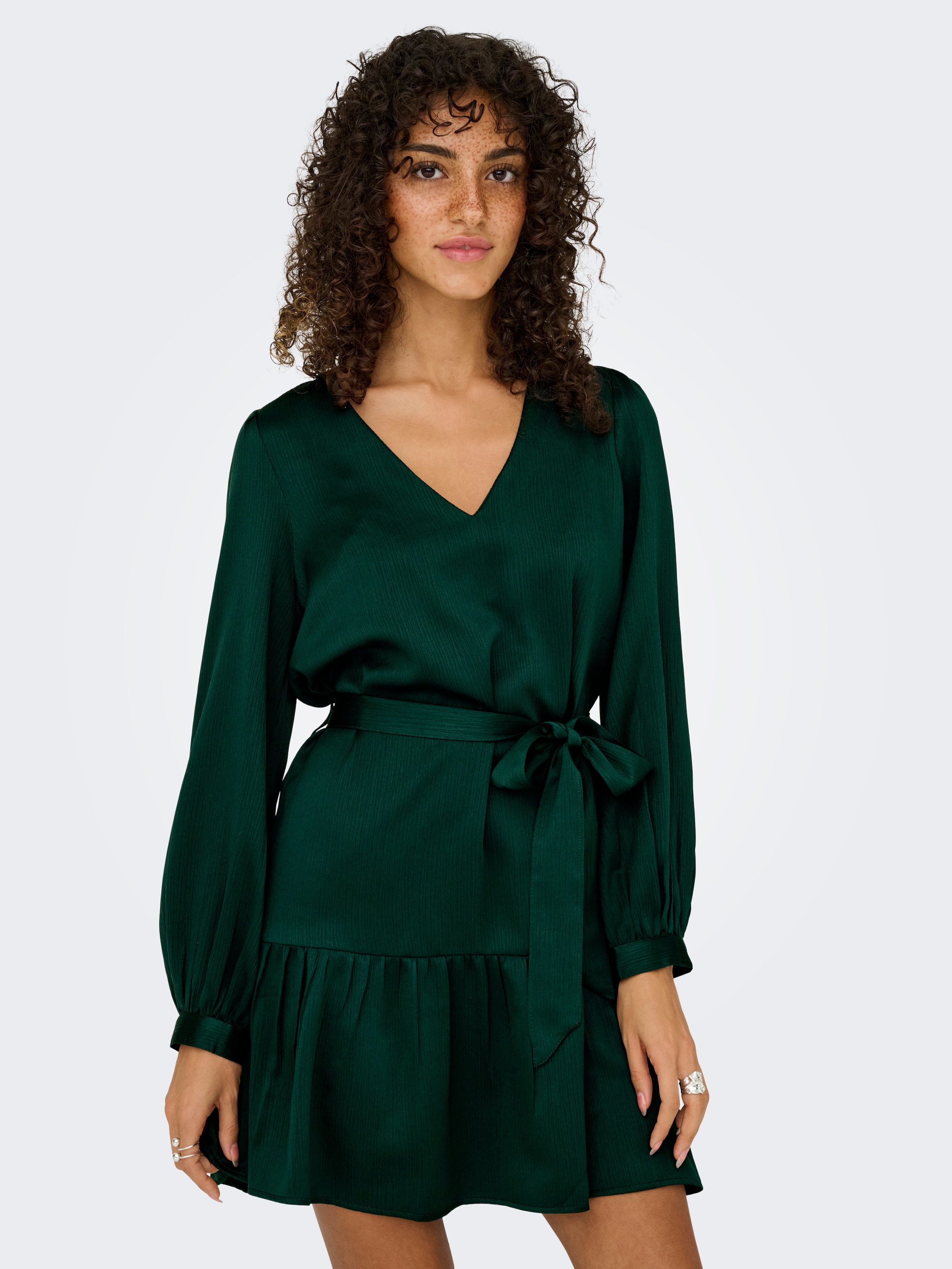 ONLY Tunikakleid »ONLNEW ALENA LIFE L/S SHORT DRESS WVN«, Sommerkleid