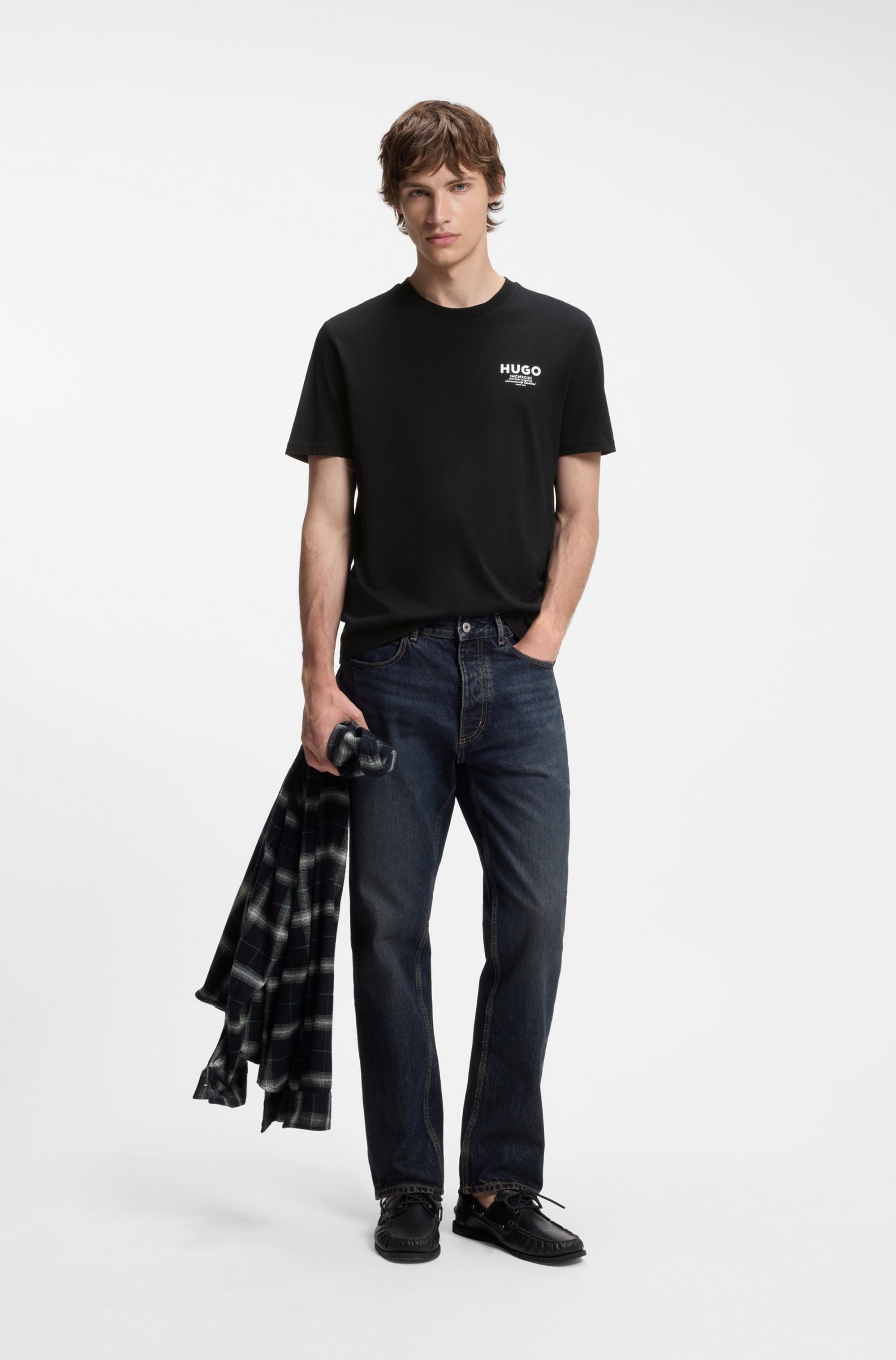 HUGO T-Shirt »Nesptee« Rundhalsausschnitt, Regular Fit, reine Baumwolle