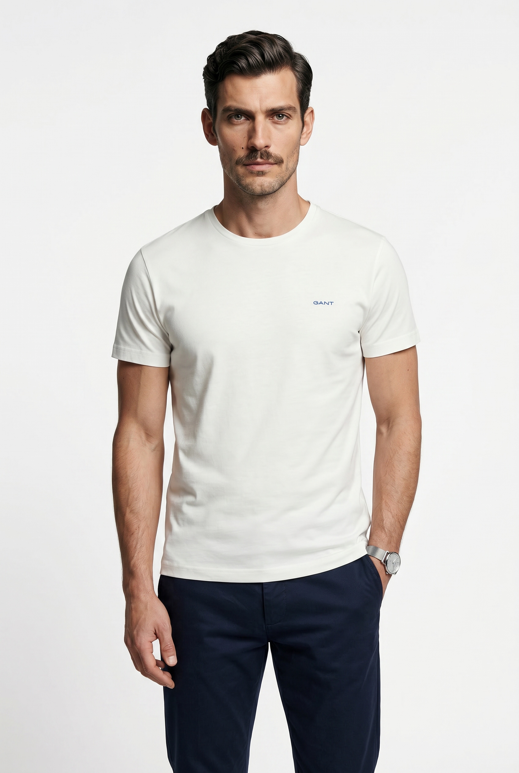 Gant T-Shirt »CONTRAST LOGO« Regular fit mit Rundhalsausschnitt