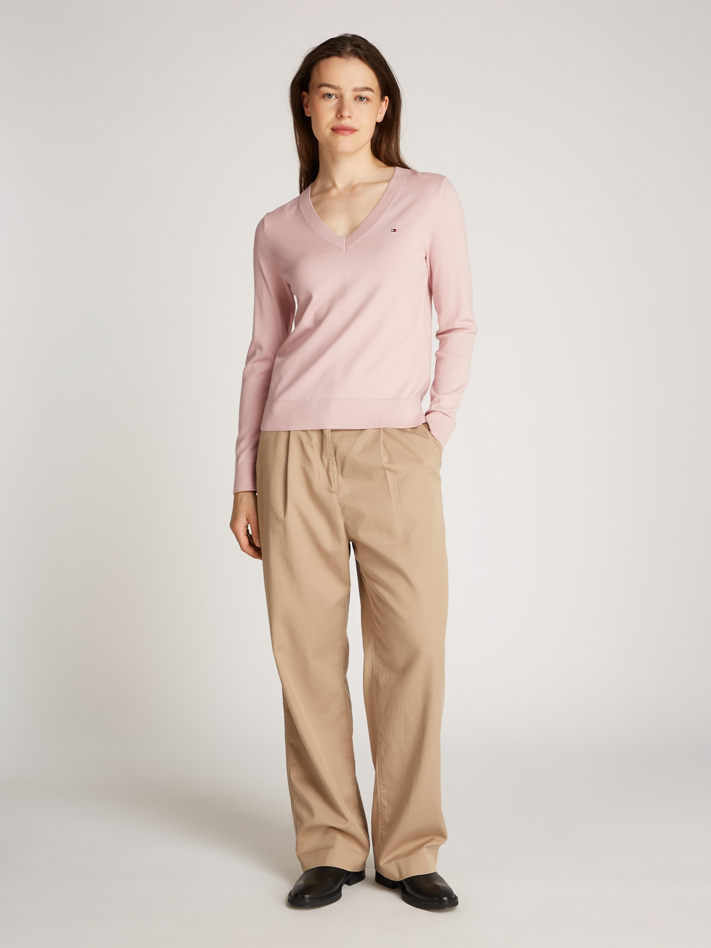 Tommy Hilfiger V-Ausschnitt-Pullover, mit Logo-Stickerei