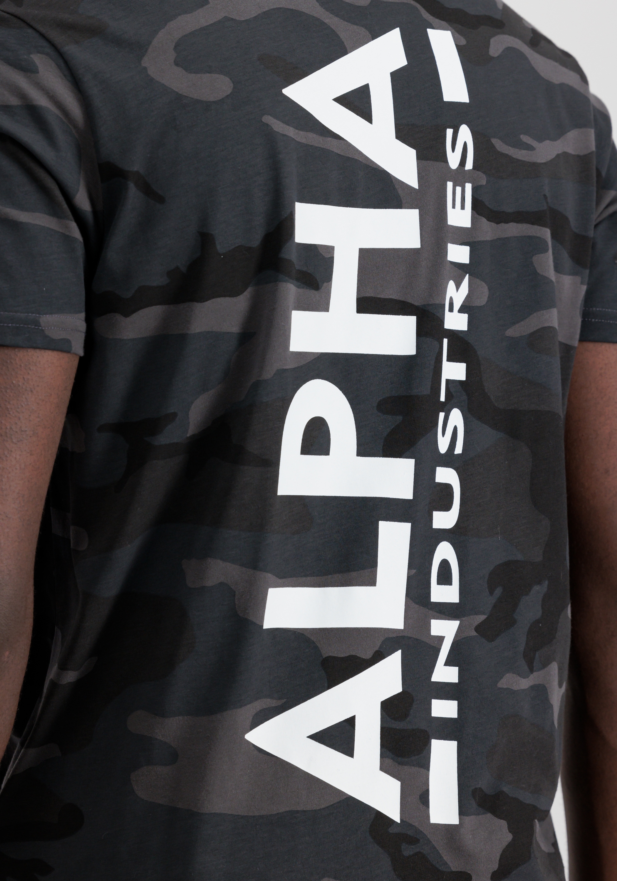 Alpha Industries T-Shirt »Alpha Industries Men - T-Shirts Backprint T Camo«