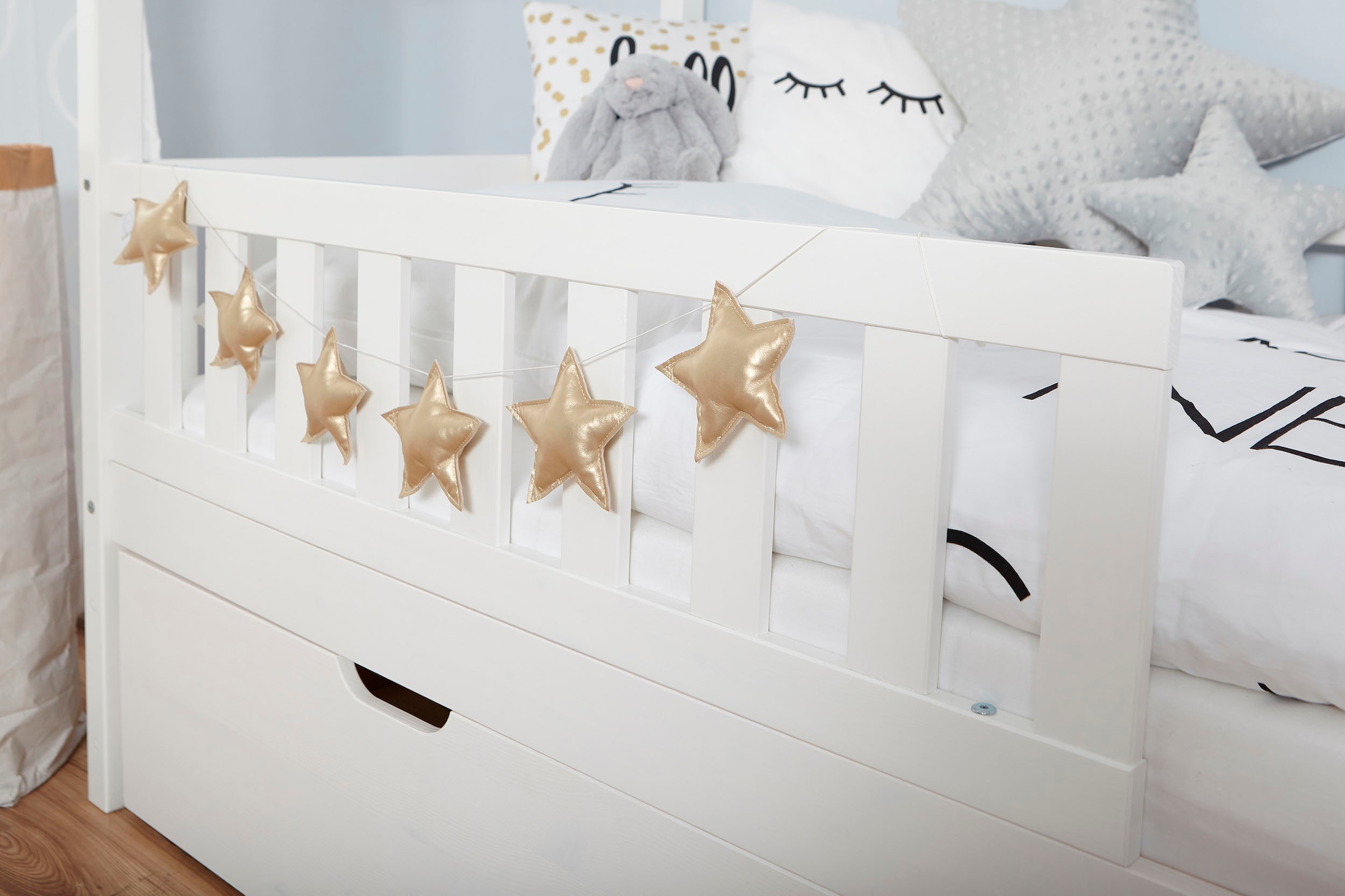 Ticaa Hausbett »Traumhaus« Hausbett, inkl. Schubkasten, Rollrost und Matratze