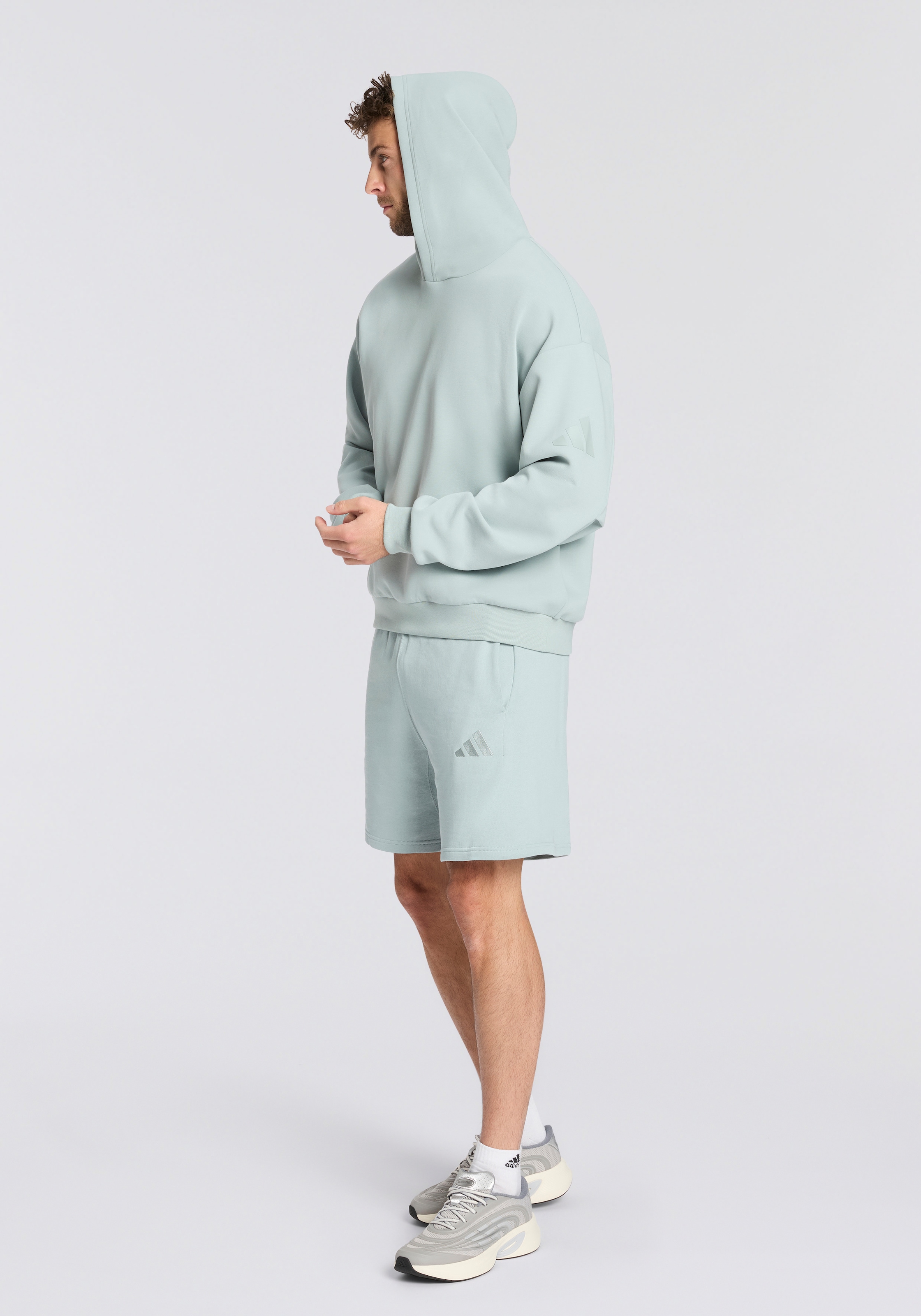 adidas Sportswear Kapuzensweatshirt »SOFT LUX HOODIE«, mit Kapuze, für Sportmode und Freizeit, mit 3-Streifen-Logo-Print
