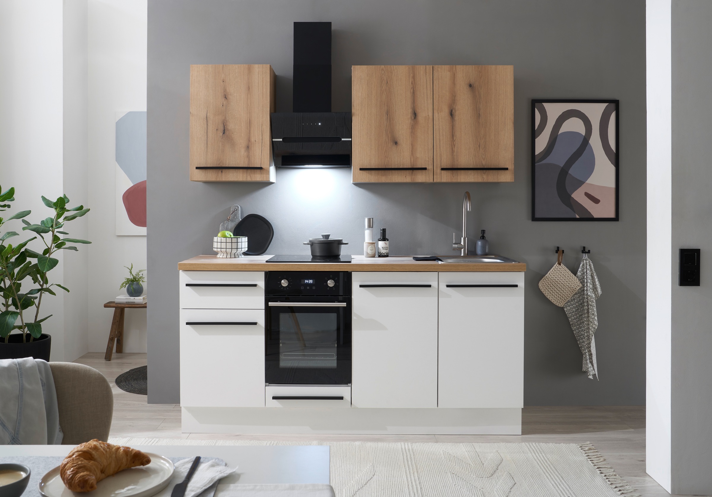 BASIC by Balculina Pantryküche »Torcello BxHxT 180x210x60 cm« Breite 180cm, wahlweise mit E-Geräten, Softclose-Funktion