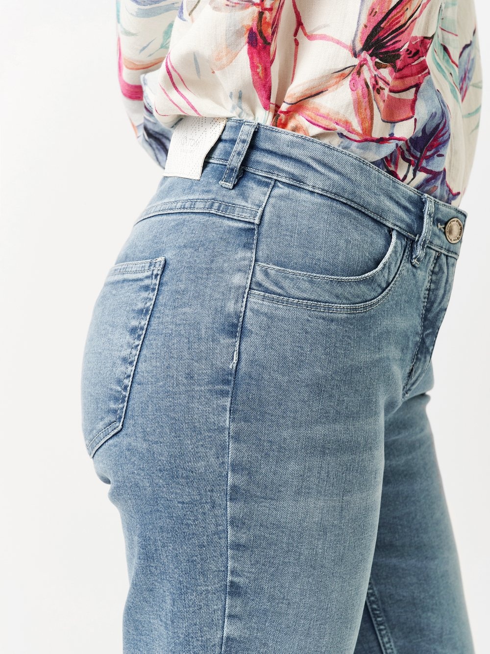 TONI Straight-Jeans »Perfect Shape«, mit Taschen