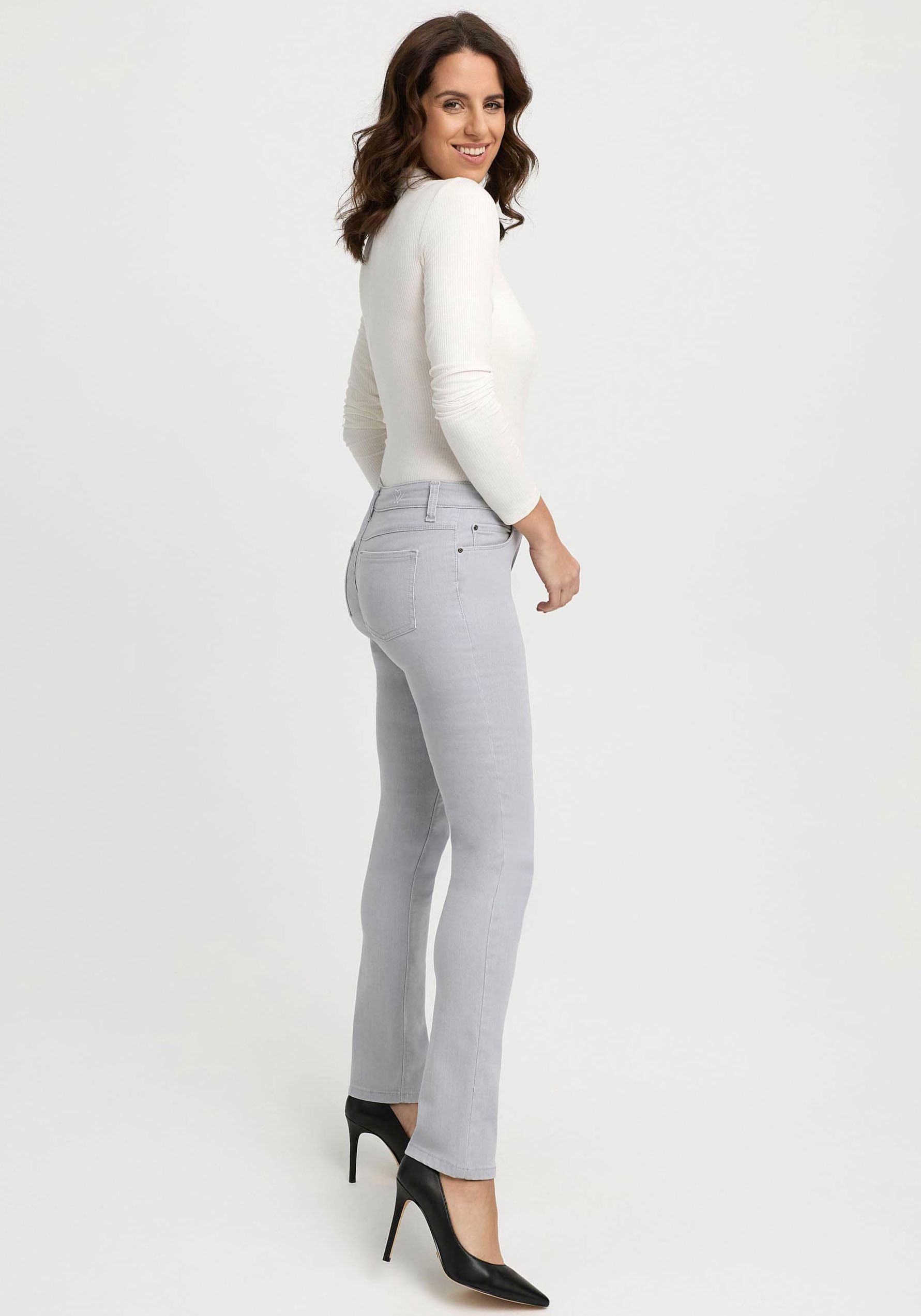 wonderjeans Slim-fit-Jeans, Klassischer gerader Schnitt