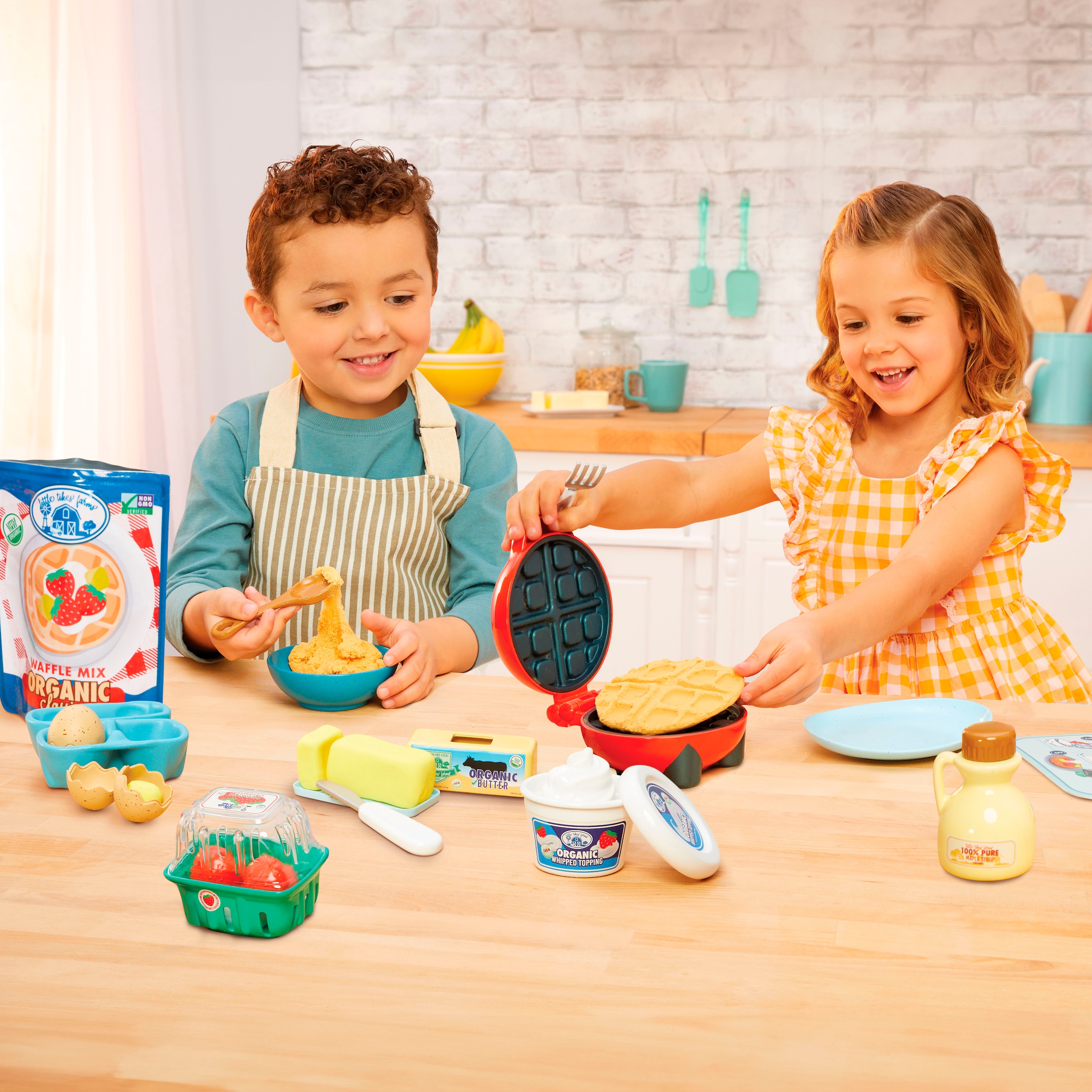 Little Tikes® Spiellebensmittel »Creative Chefs Waffles Kit«, (18 tlg.)