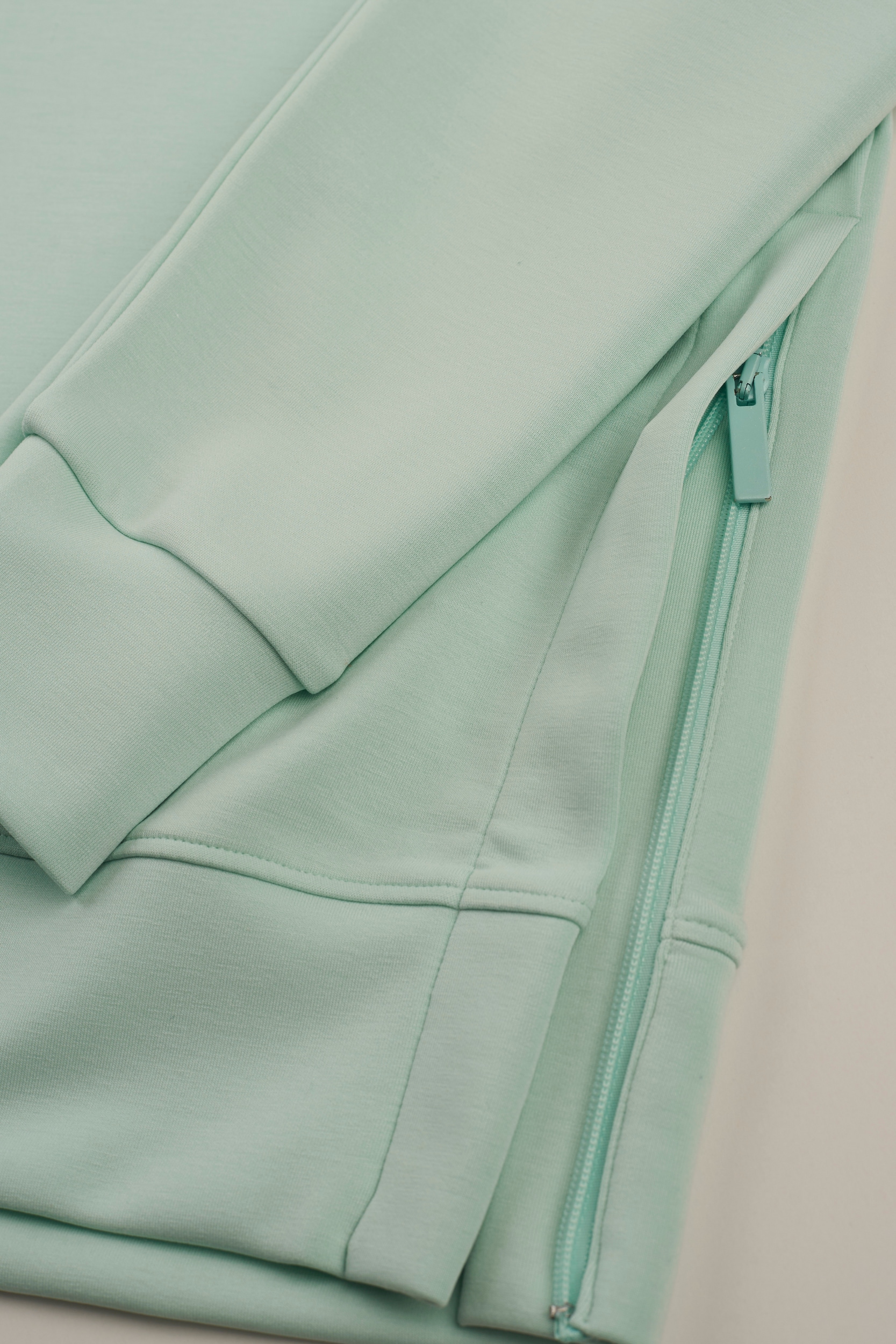 bugatti Sweatshirt , aus elastischer Modalware
