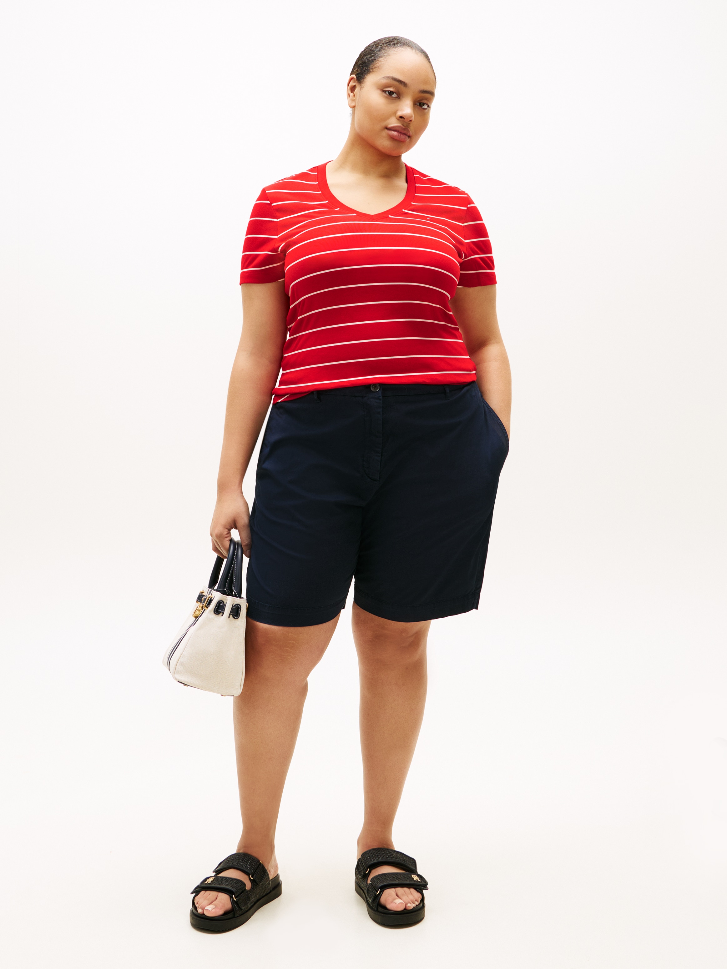 Tommy Hilfiger Curve V-Shirt »CRV SLIM CODY V-NK SS« in großen Größen, Baumwoll-Qualität