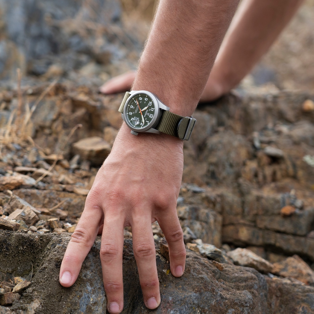 Festina Quarzuhr »Field Watches« Armbanduhr, Damenuhr, Herrenuhr, Swiss Made, analog, Tag