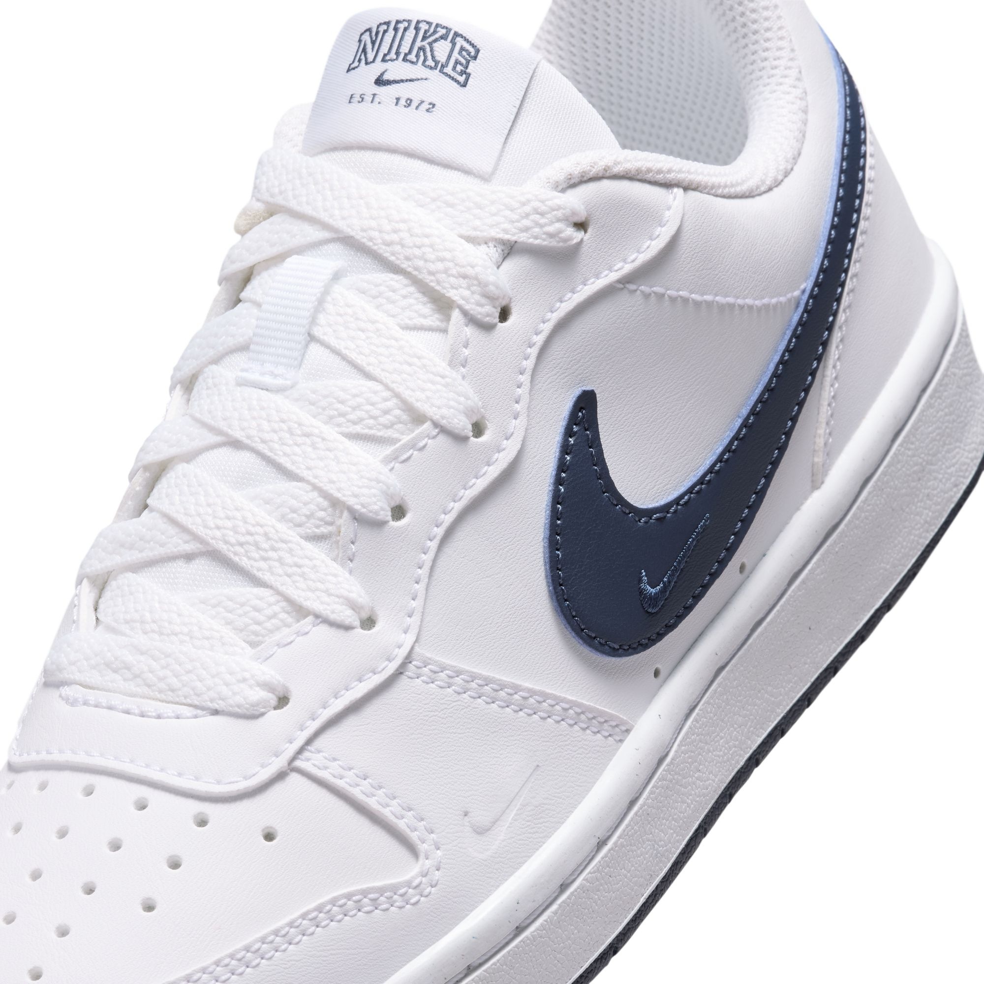 Nike Sportswear Sneaker »Court Borough Low (GS)«  Design auf den Spuren des Air Force 1