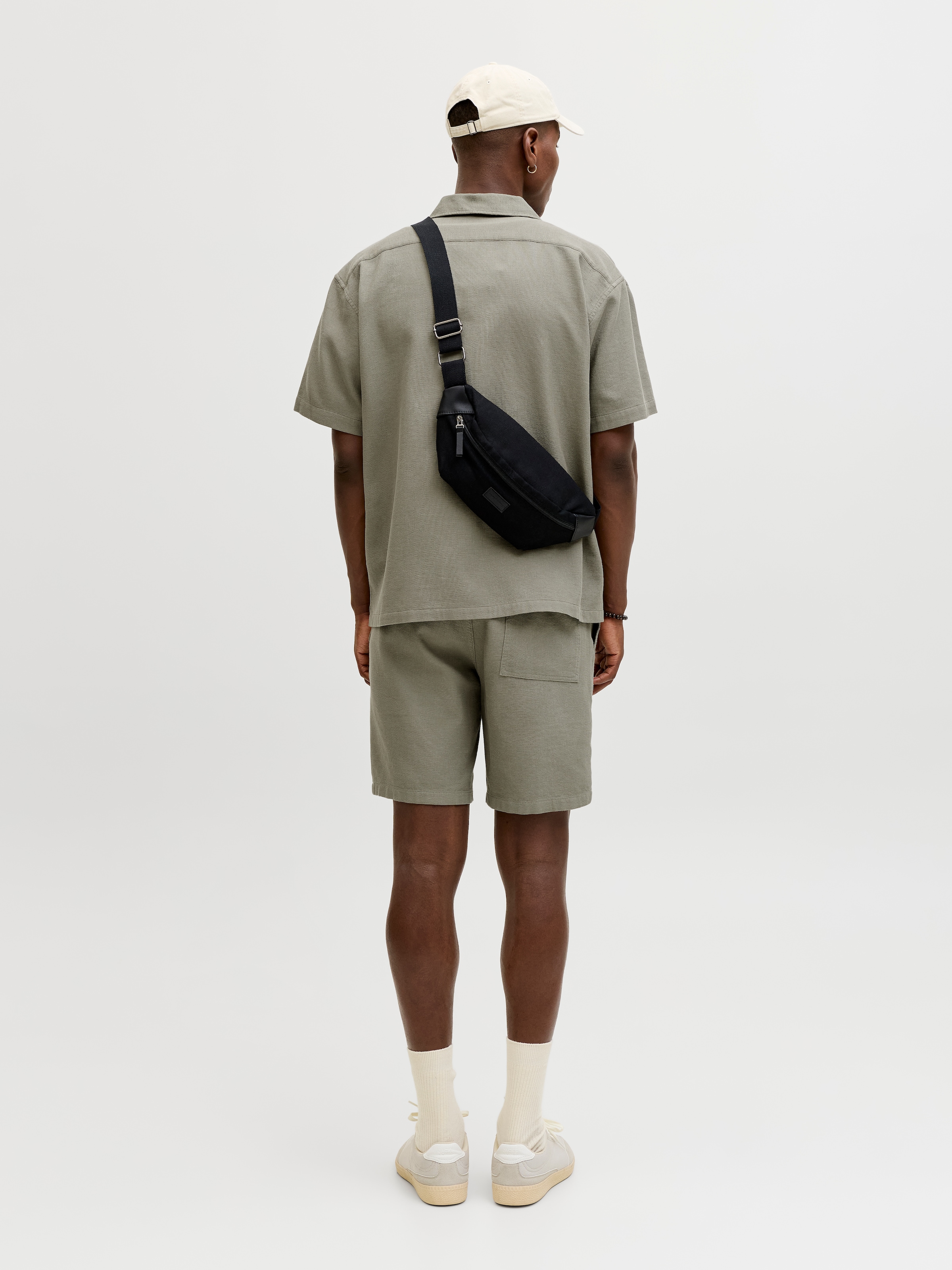 Jack & Jones Kurzarmhemd »JJGLOBAL WAFFLE RESORT SHIRT SS« mit Resort Kragen