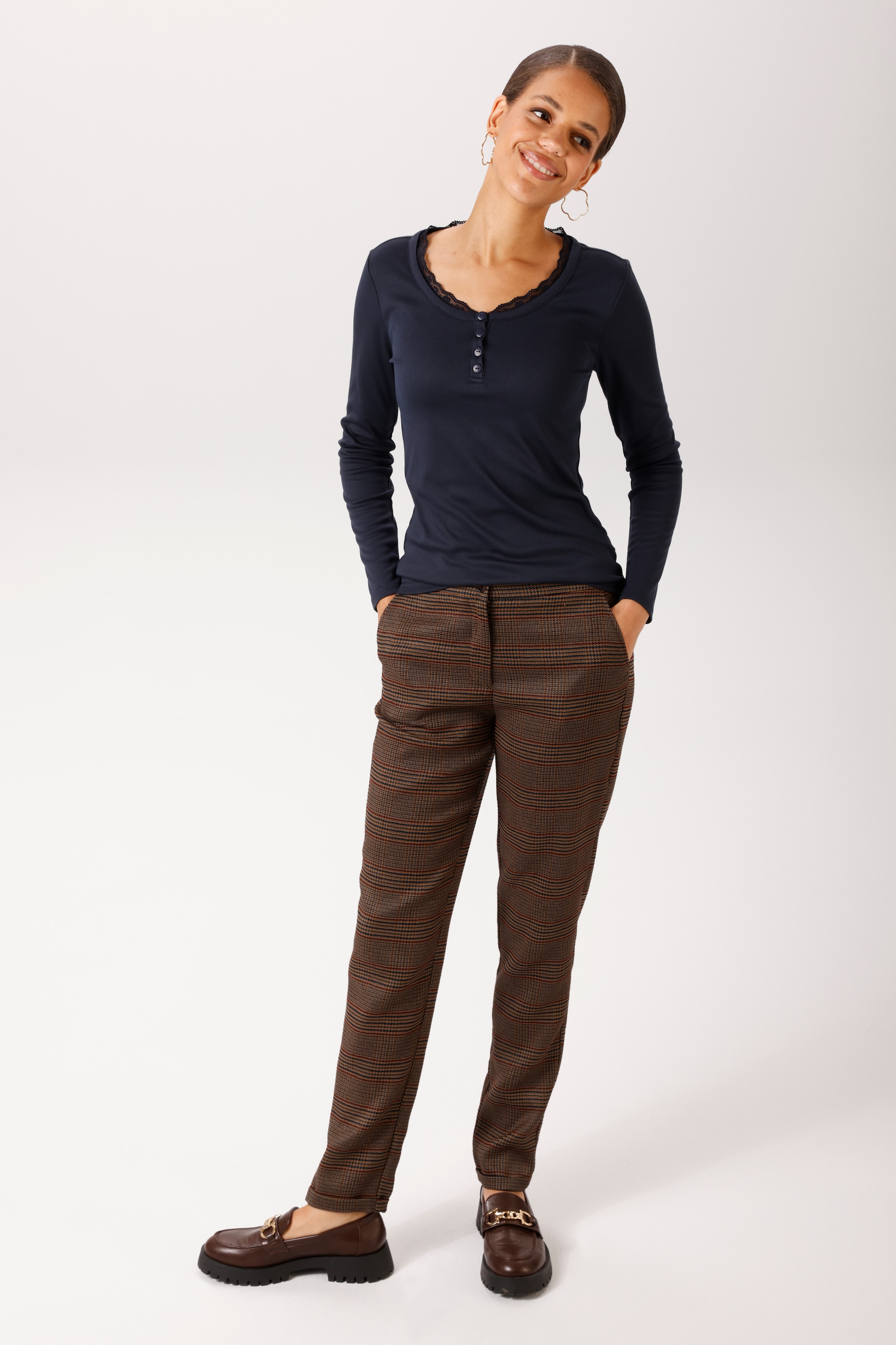 Aniston CASUAL Stoffhose  im trendigen Karo-Dessin - NEUE KOLLEKTION