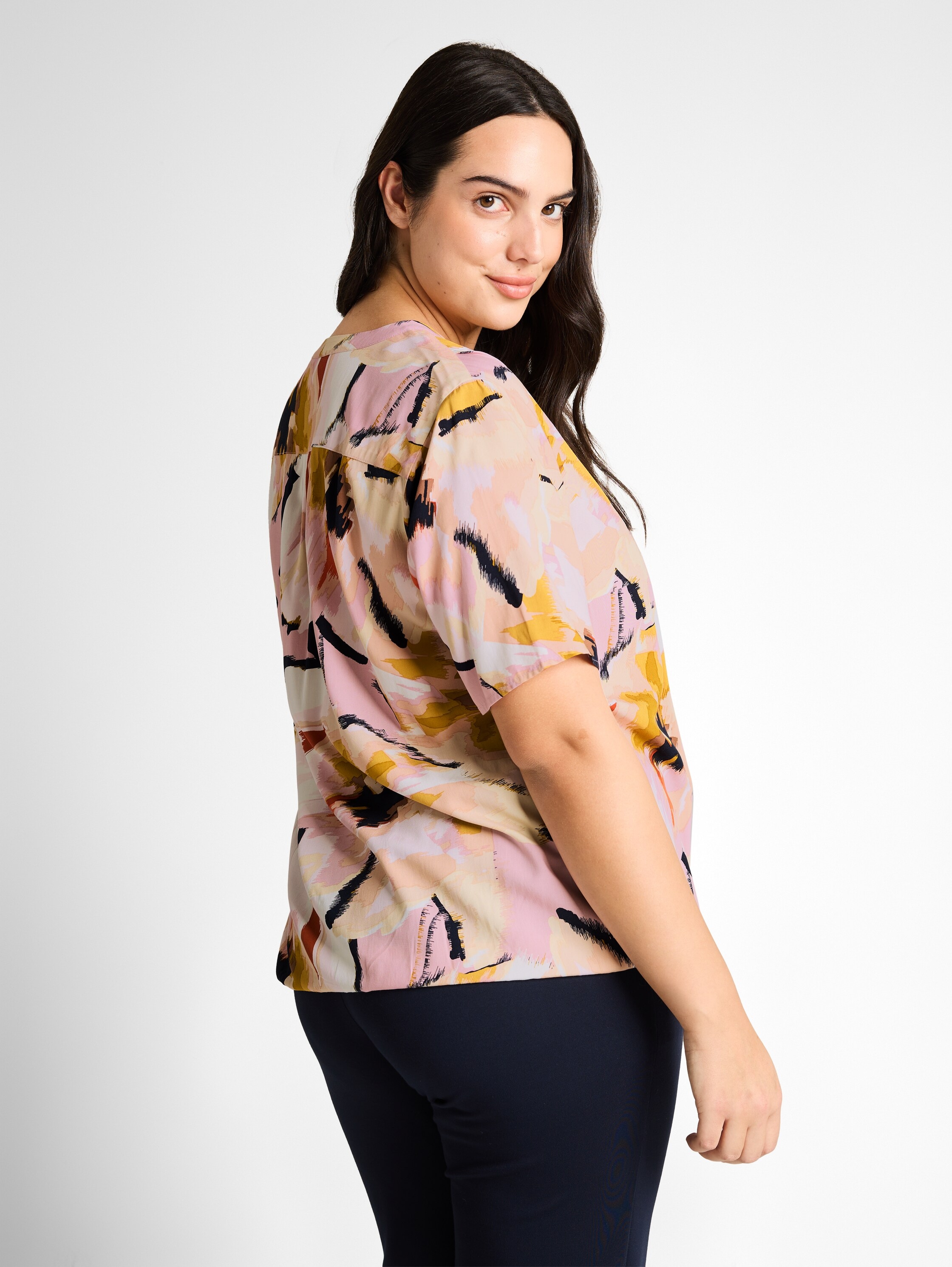 TOM TAILOR PLUS Kurzarmbluse mit Allover-Print - Große Größen