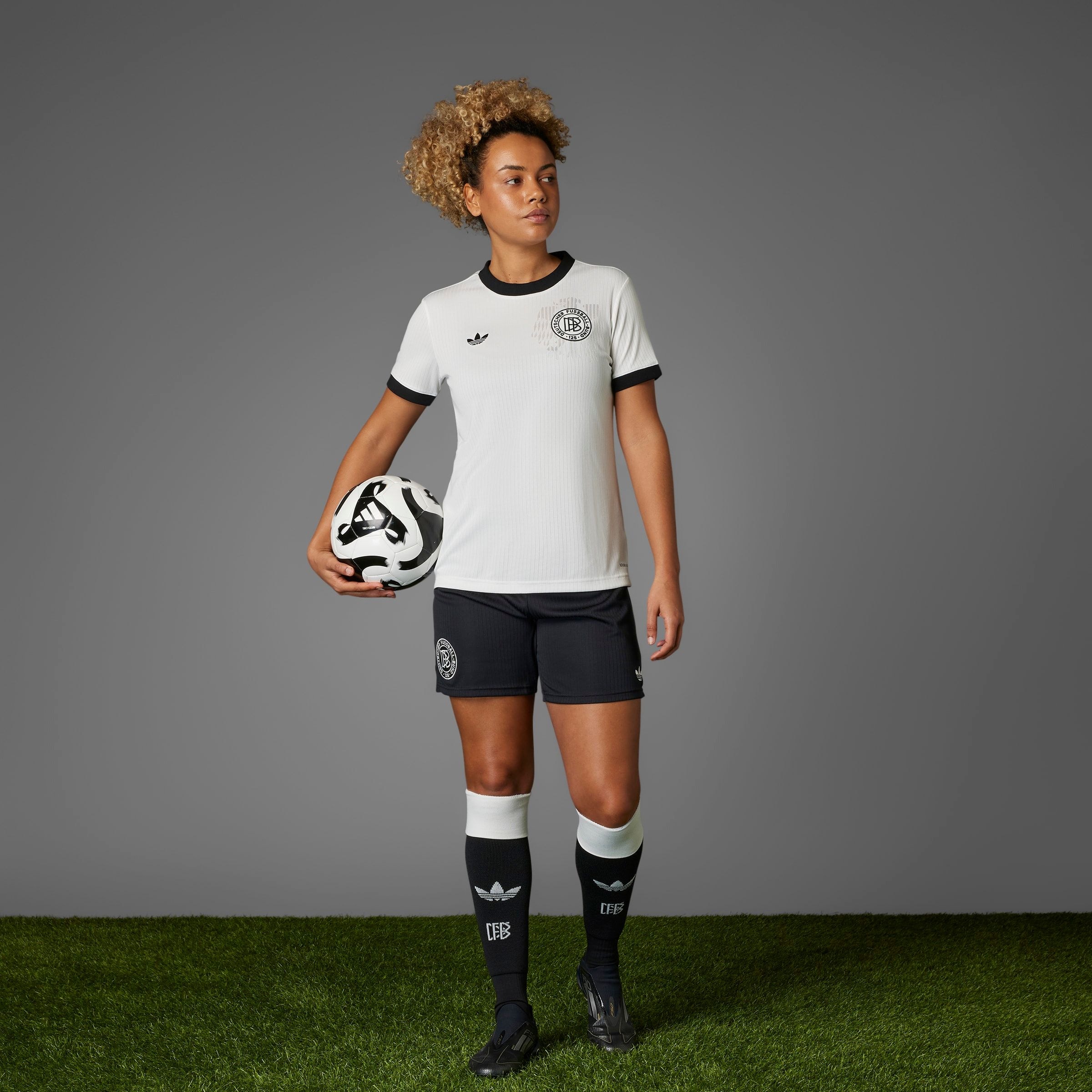 adidas Performance Fußballtrikot »DFB 125 JSY W«, Anniversary, 125 Jahre Jubiläumstrikot