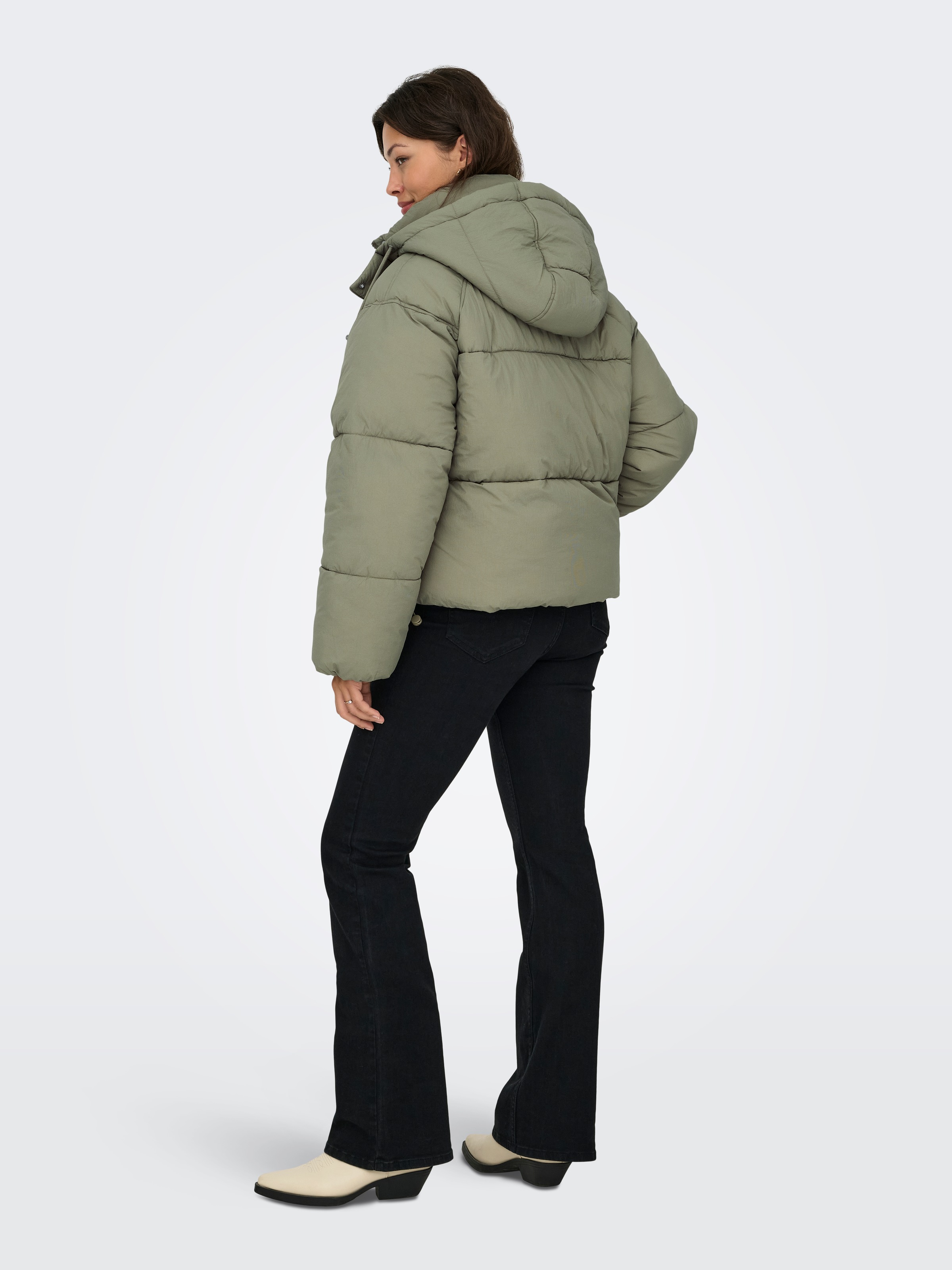 ONLY Steppjacke »ONLHOPE SHORT PUFFER JACKET CC OTW« mit Kapuze