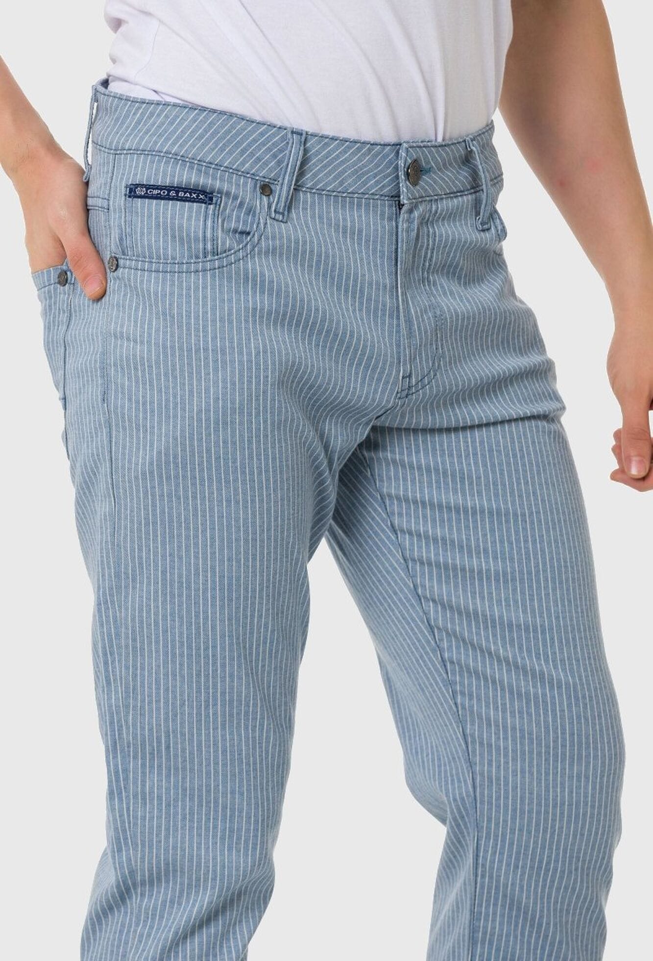 Cipo & Baxx Stoffhose »Cipo & Baxx Hose«  im dezenten Streifen-Look