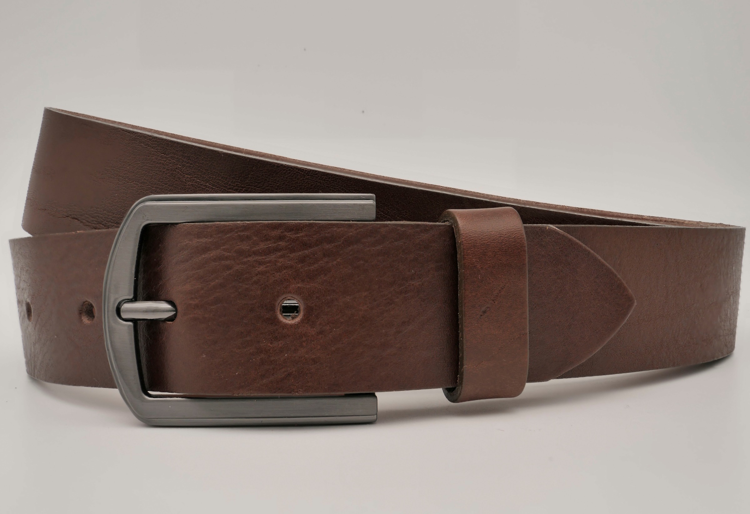 Annamatoni Herren Ledergürtel mit silberner Schließe in braun, Größe 80