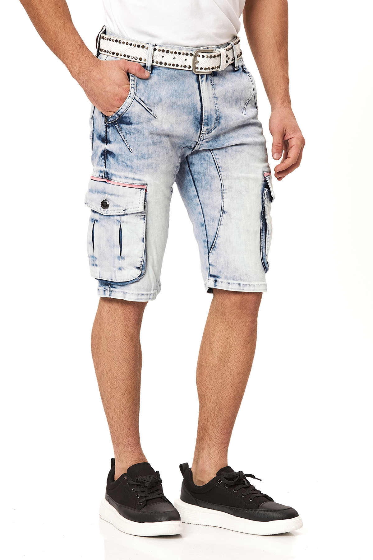 Cipo & Baxx Jeansshorts Baumwollmischung, regular fit