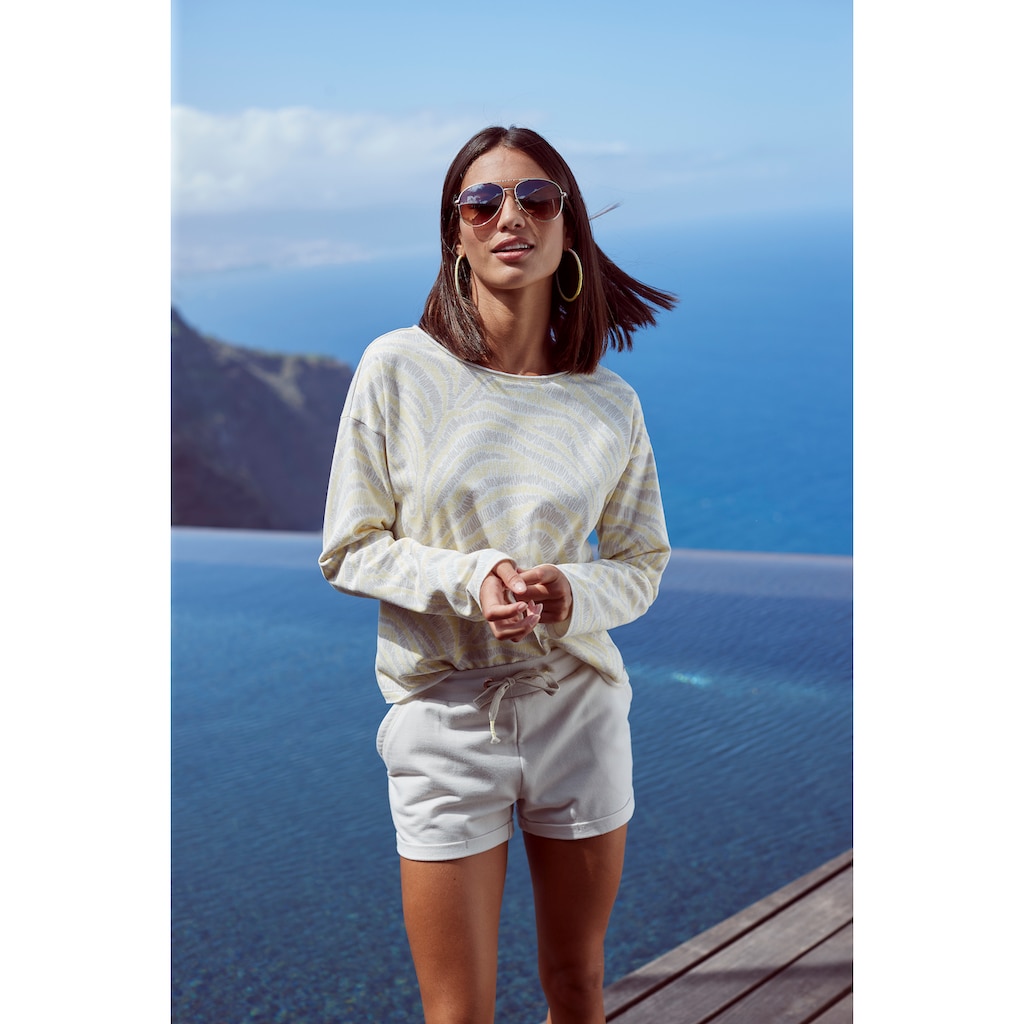 LASCANA Relaxshorts, mit seitlichen Eingrifftaschen