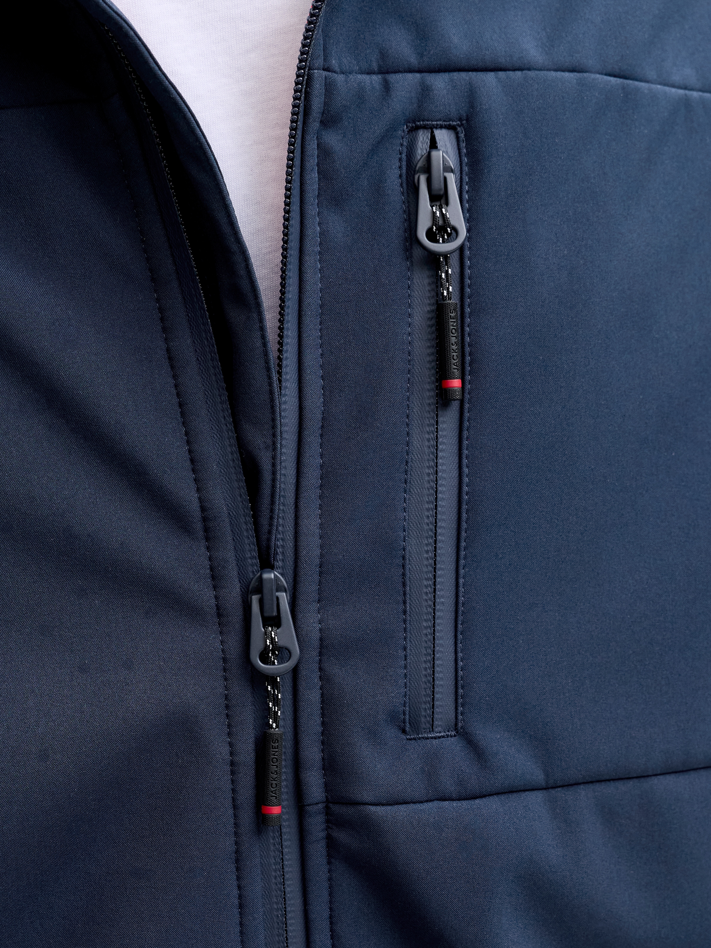 Jack & Jones PlusSize Softshelljacke »JJNORTH SOFTSHELL JACKET PLS« mit Kapuze