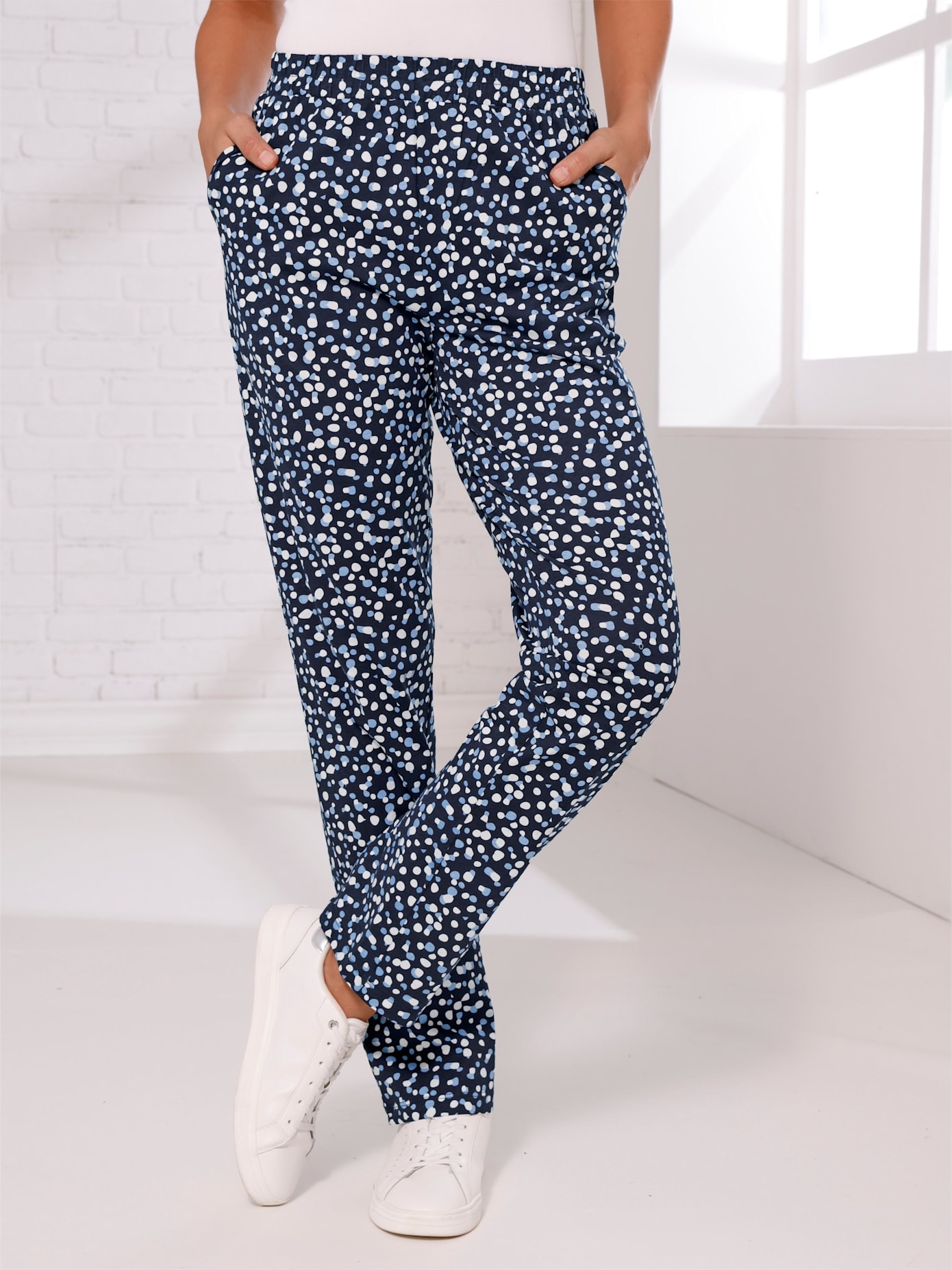   Schlupfhose