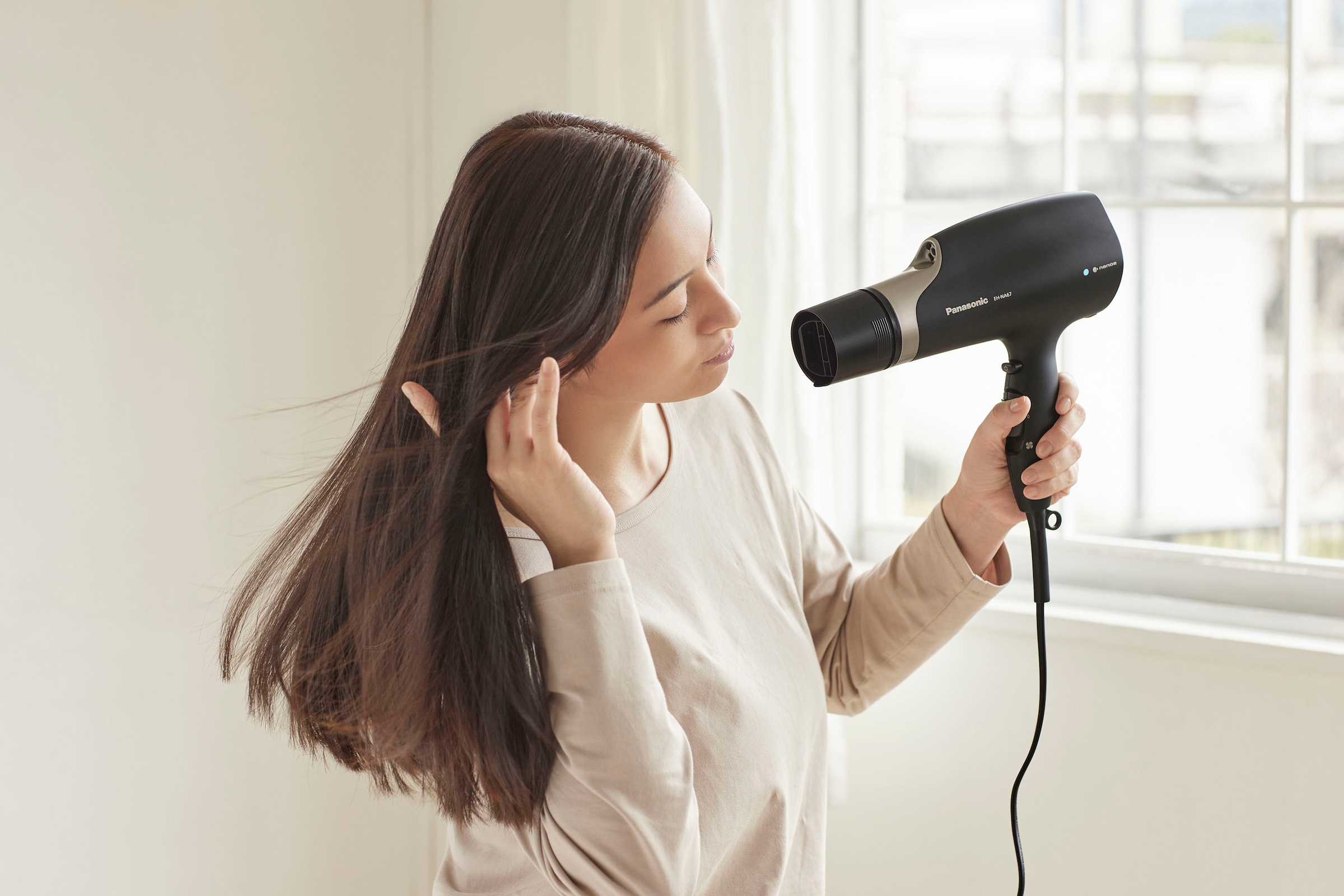 Panasonic Haartrockner »EH-NA67«, 2000 W, 3 Aufsätze, nanoe™ Technologie