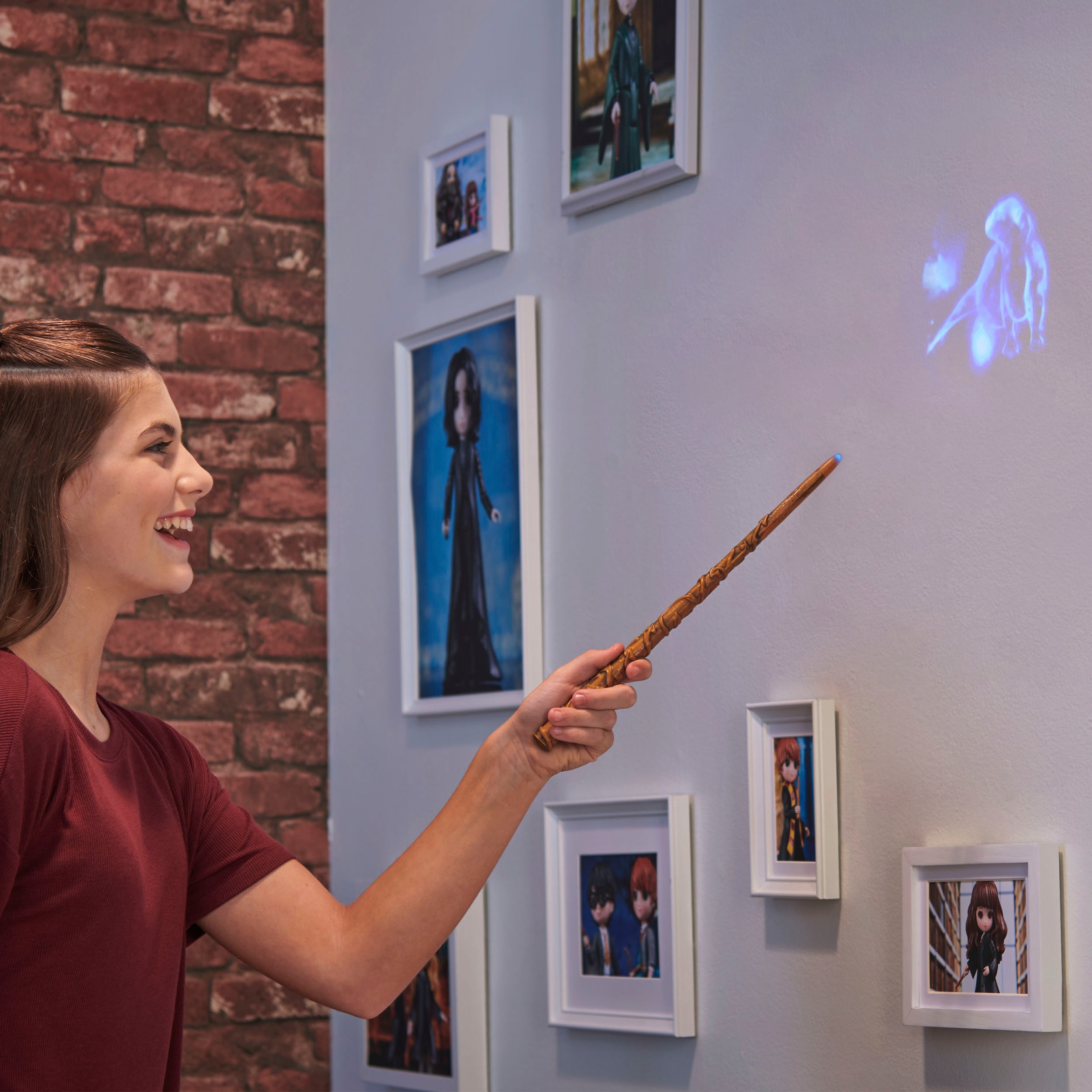 Spin Master Kreativset »Wizarding World - Patronus-Projection-Zauberstab Hermine«, mit Projektion