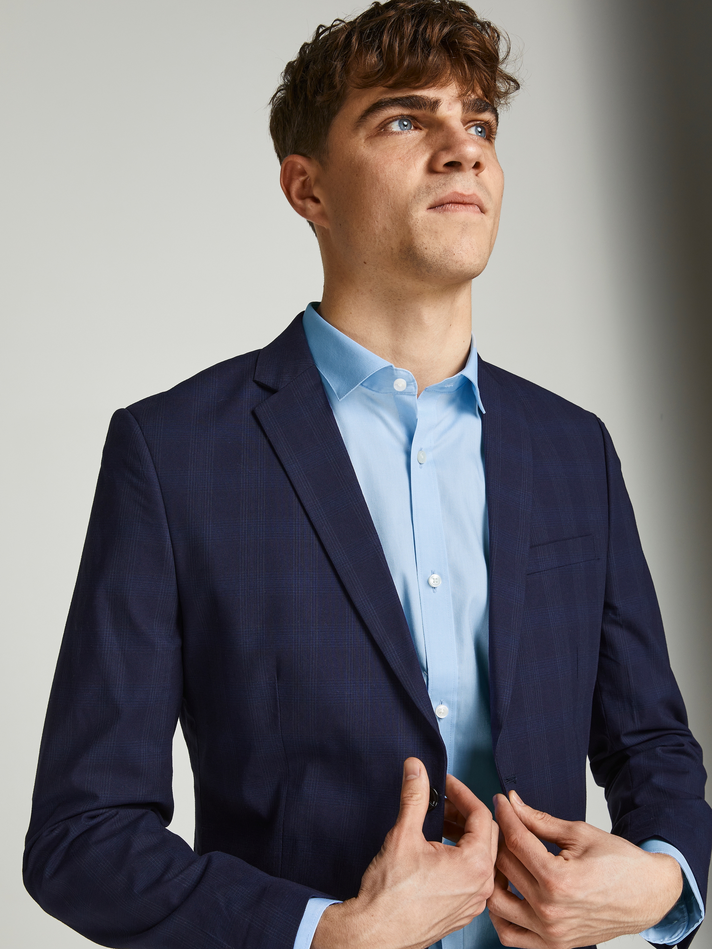 Jack & Jones Businesshemd »JJPRPARMA in Skinny Fit, Stretchanteil und verstellbaren Manschetten« sehr schmal, Web, Baumwollmischung