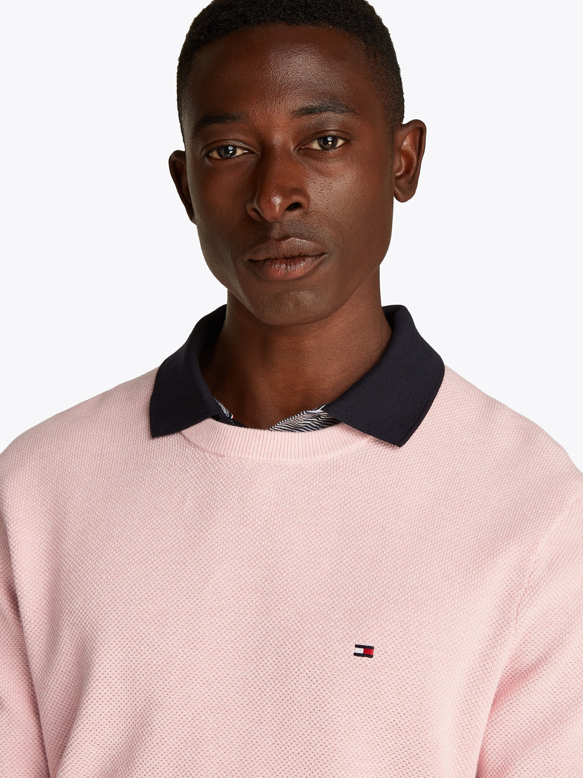 Tommy Hilfiger Rundhalspullover »ESSENTIAL STRUCTURE CREW NECK mit Struktur und Label«, unifarben, casual, regular fit, Baumwolle, Rundhals
