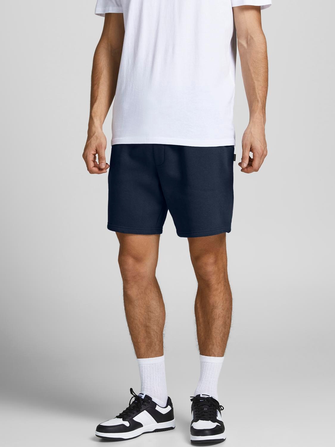 Jack & Jones Herren Sweatshorts »JPSTGORDON mit elastischem Bund« unifarben in blau, Größe L