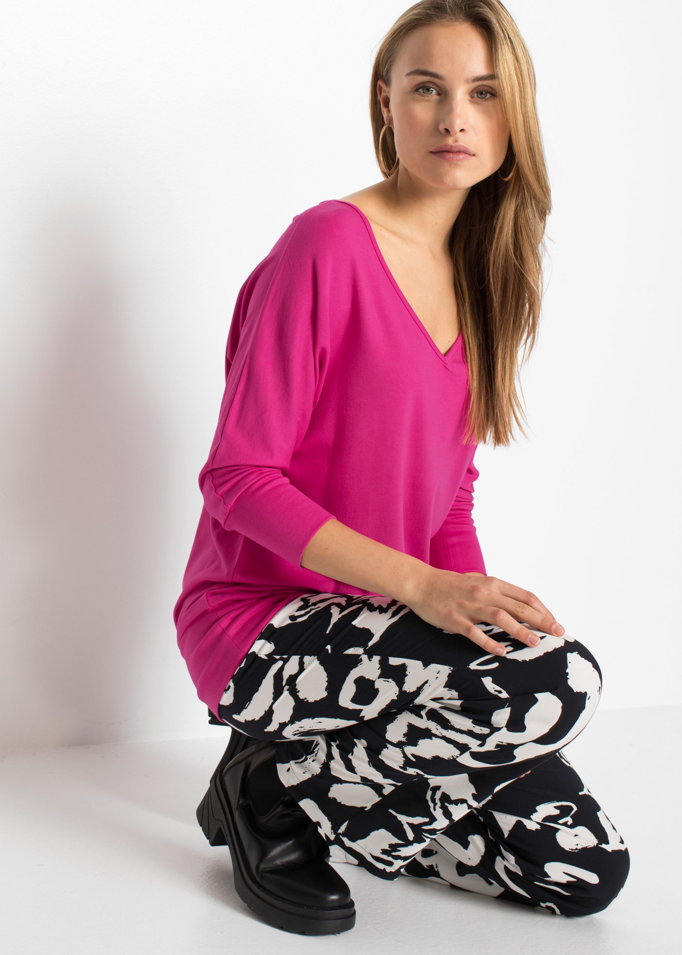 bonprix Oversize-Shirt »Oversized-Shirt aus fließender Viskose« weite Passform, 3/4-Ärmel, weiter Ausschnitt, aus Viskose