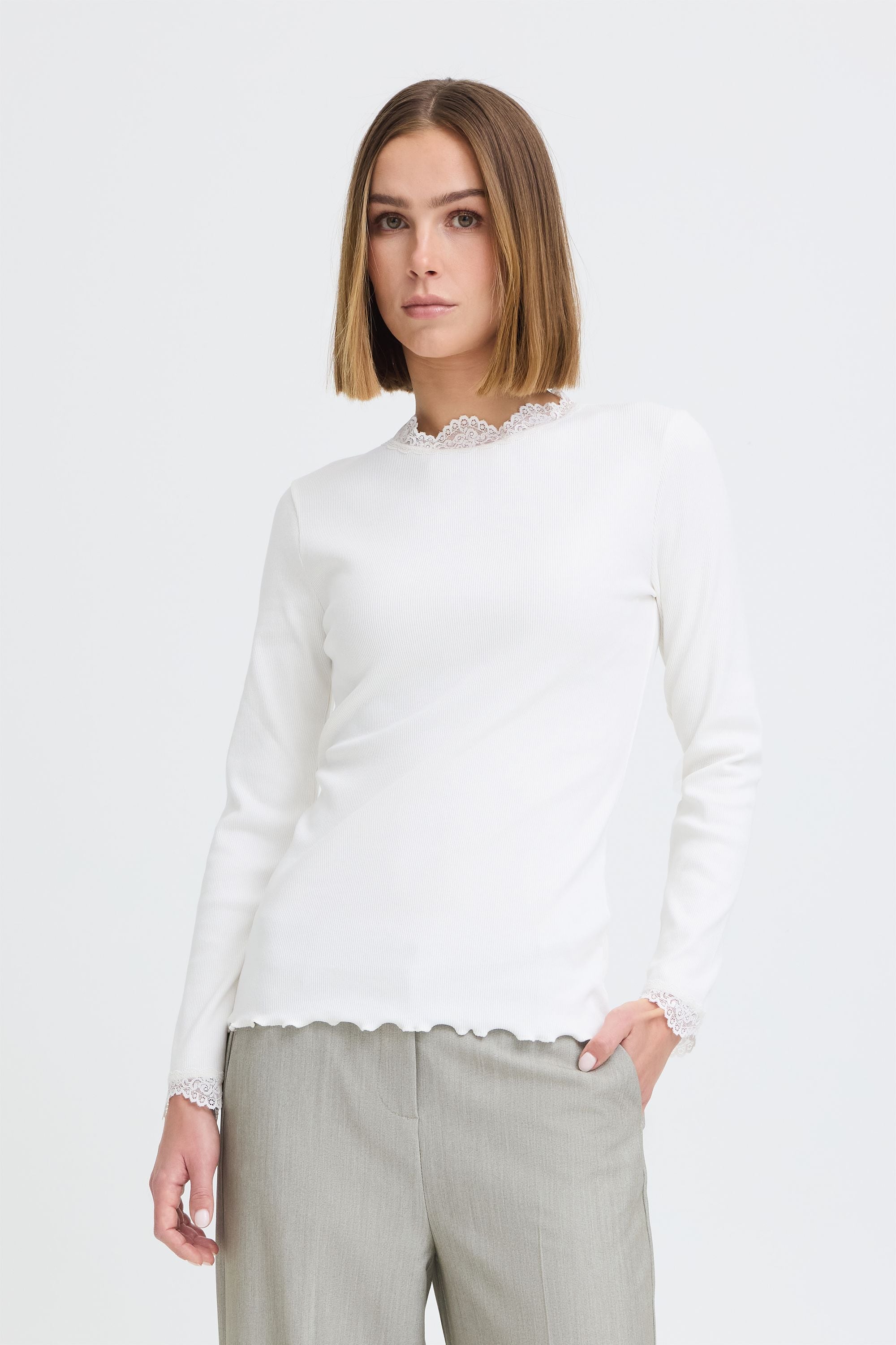 OXMO Sweatshirt »Langarmshirt OXNSuna Lace«
