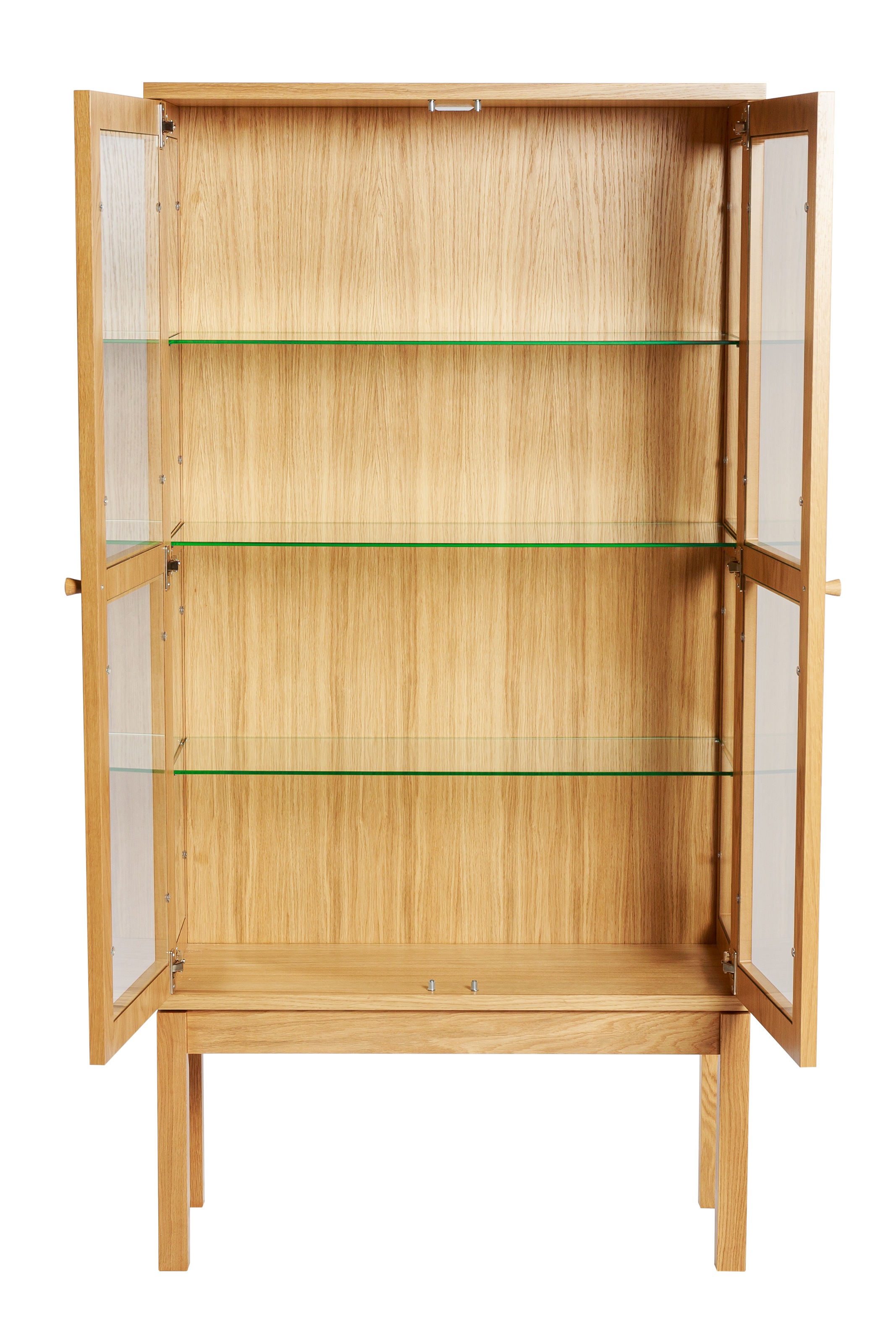 andas Vitrine, Holzfurnier aus Eiche, Griffe und Füße aus massiver Eiche
