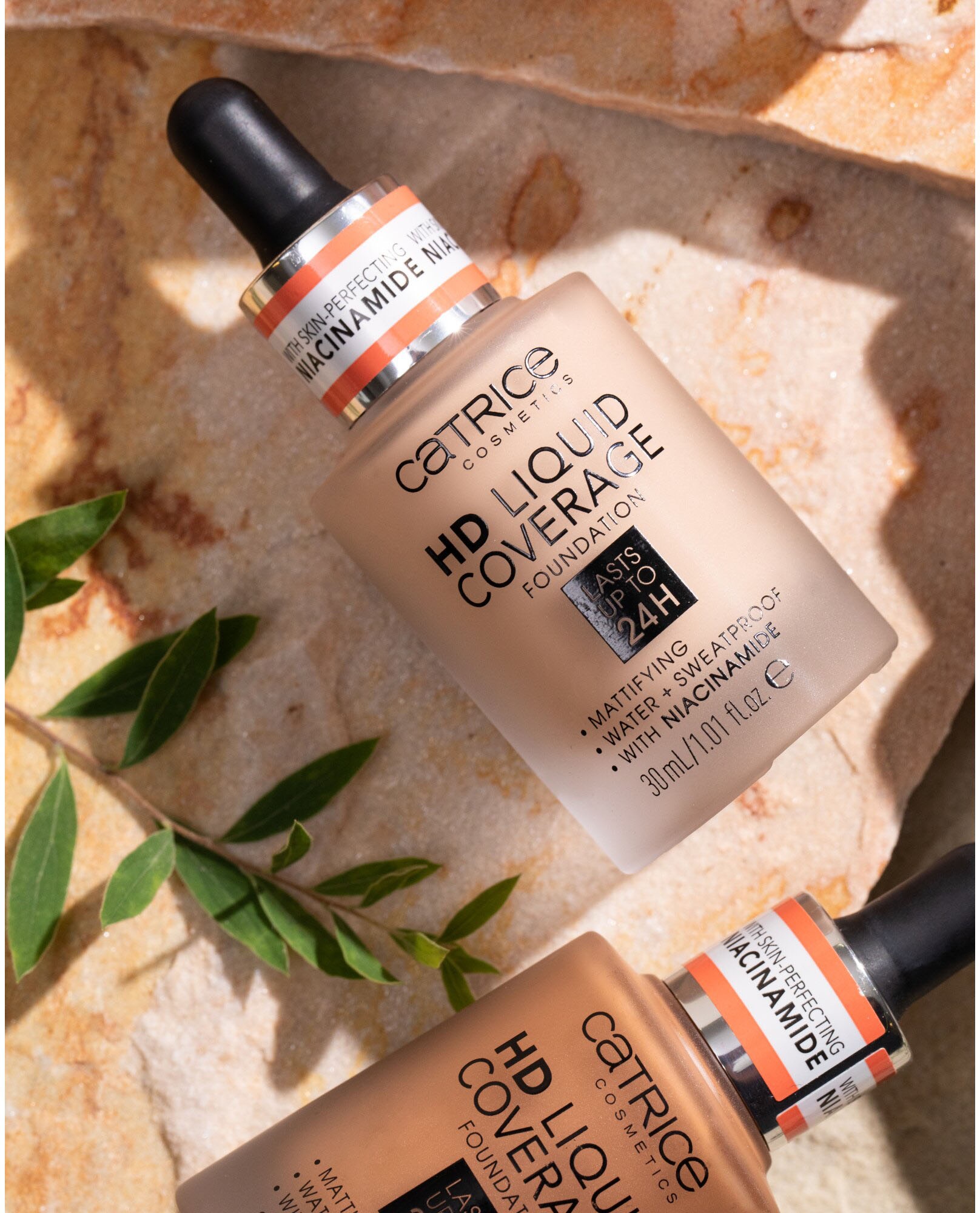 Catrice Foundation »HD Liquid Coverage Foundation«, mit leichter Textur