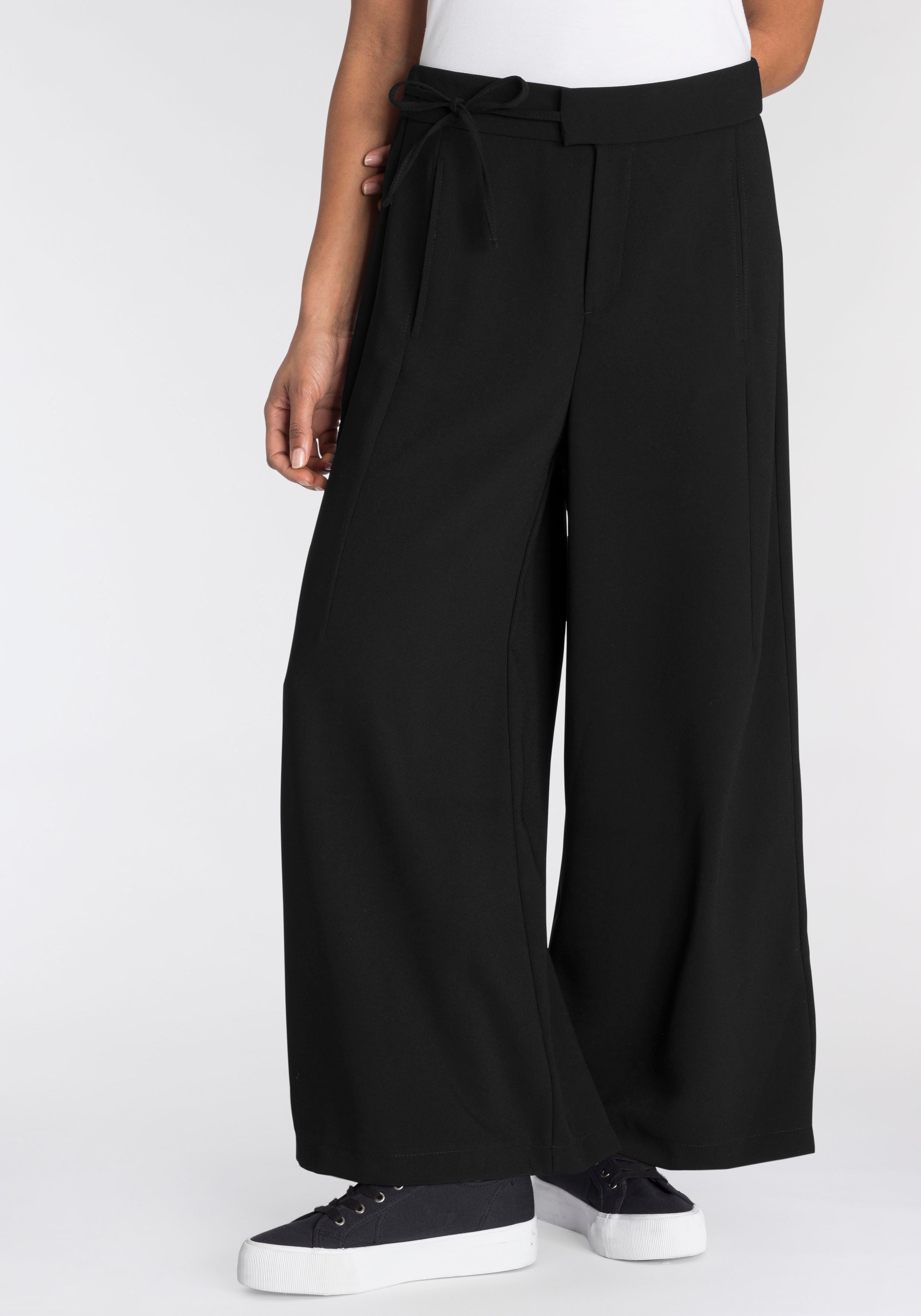MAC Marlene-Hose »Celina«, In weit geschnittener Marlene-Form