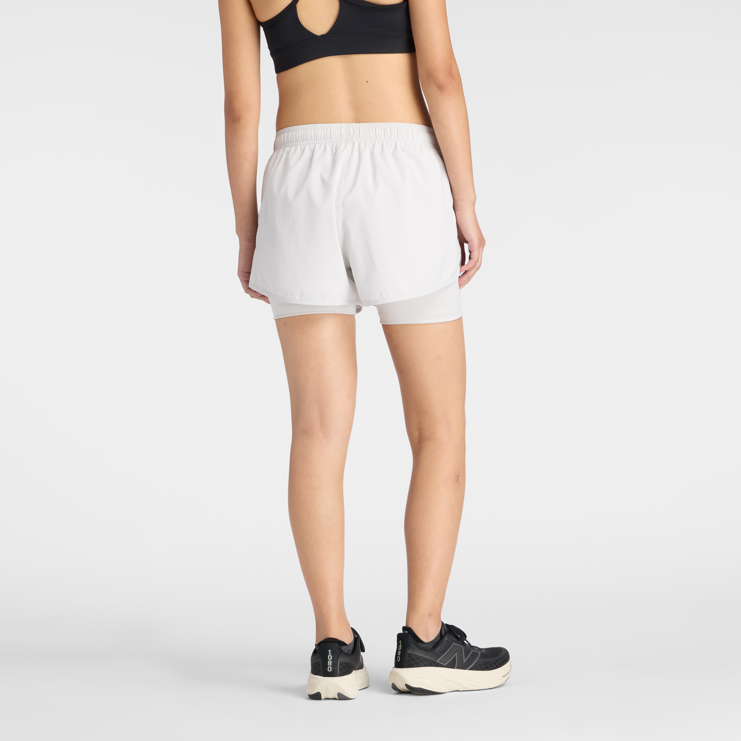 New Balance Laufshorts »SPORT ESSENTIAL 2-IN-1 SHORT 3«  mit integrierter Innenhose, mit seitlichen Einschubtaschen