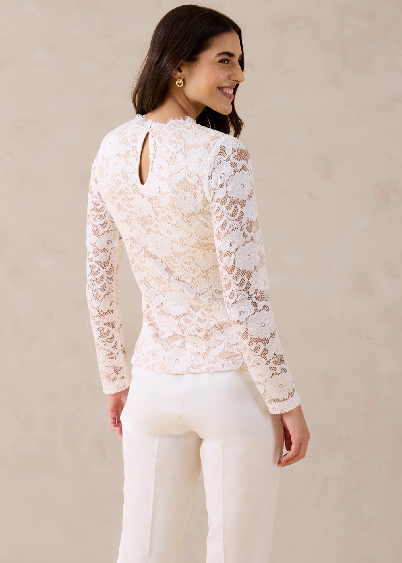 bonprix Langarmshirt mit romantischem Blumenmuster, schmale Passform