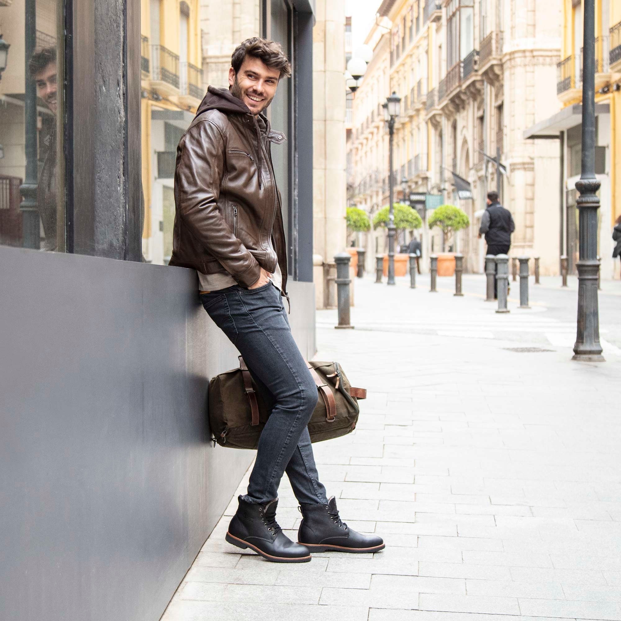 Panama Jack Winterboots, Winterstiefelette, Schnürboots, Outdoorschuh mit Kontrast-Rahmennaht