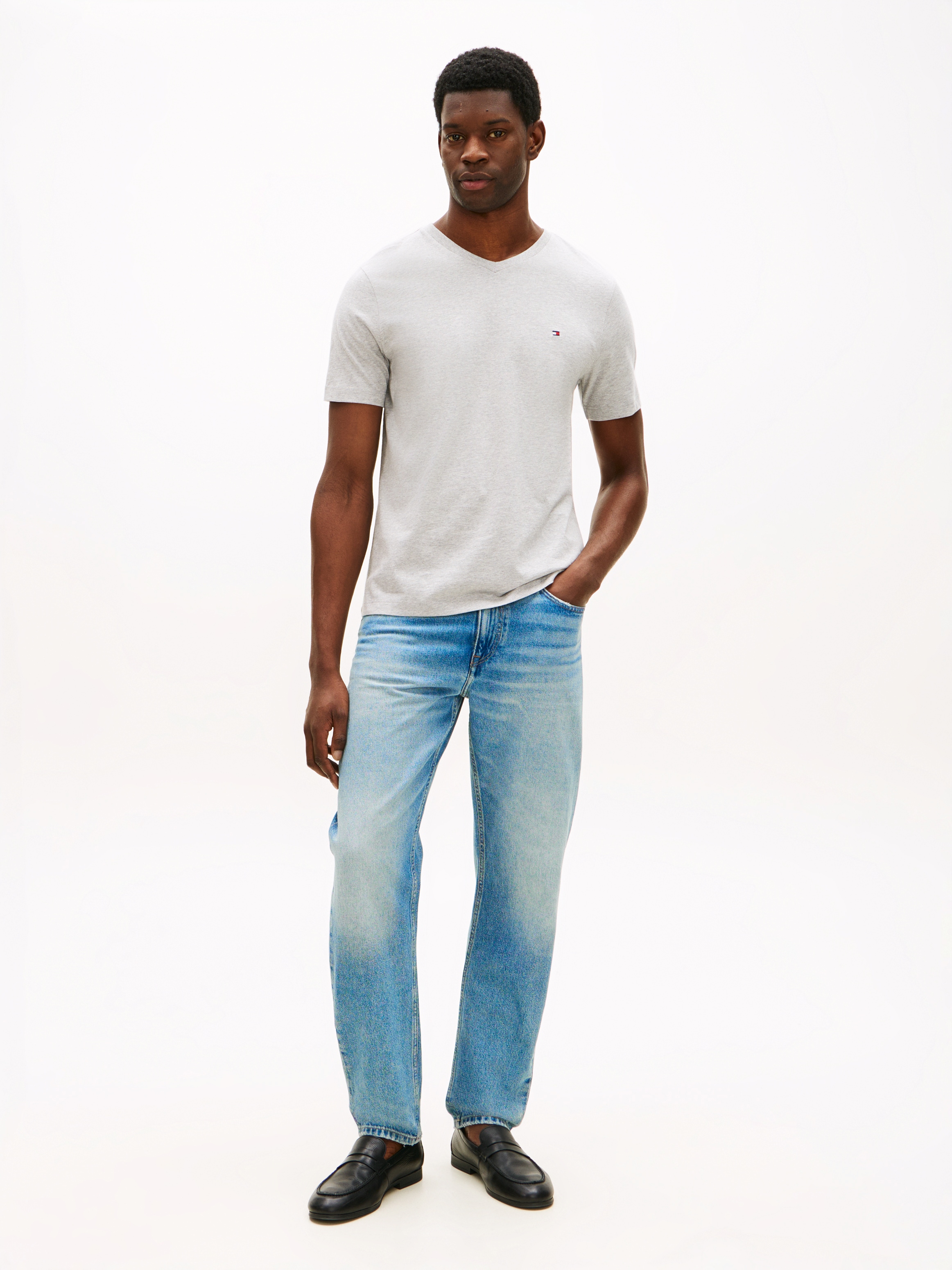 Tommy Hilfiger V-Shirt »ESSENTIAL V-NECK« unifarben, casual, regular fit, Baumwolle,
