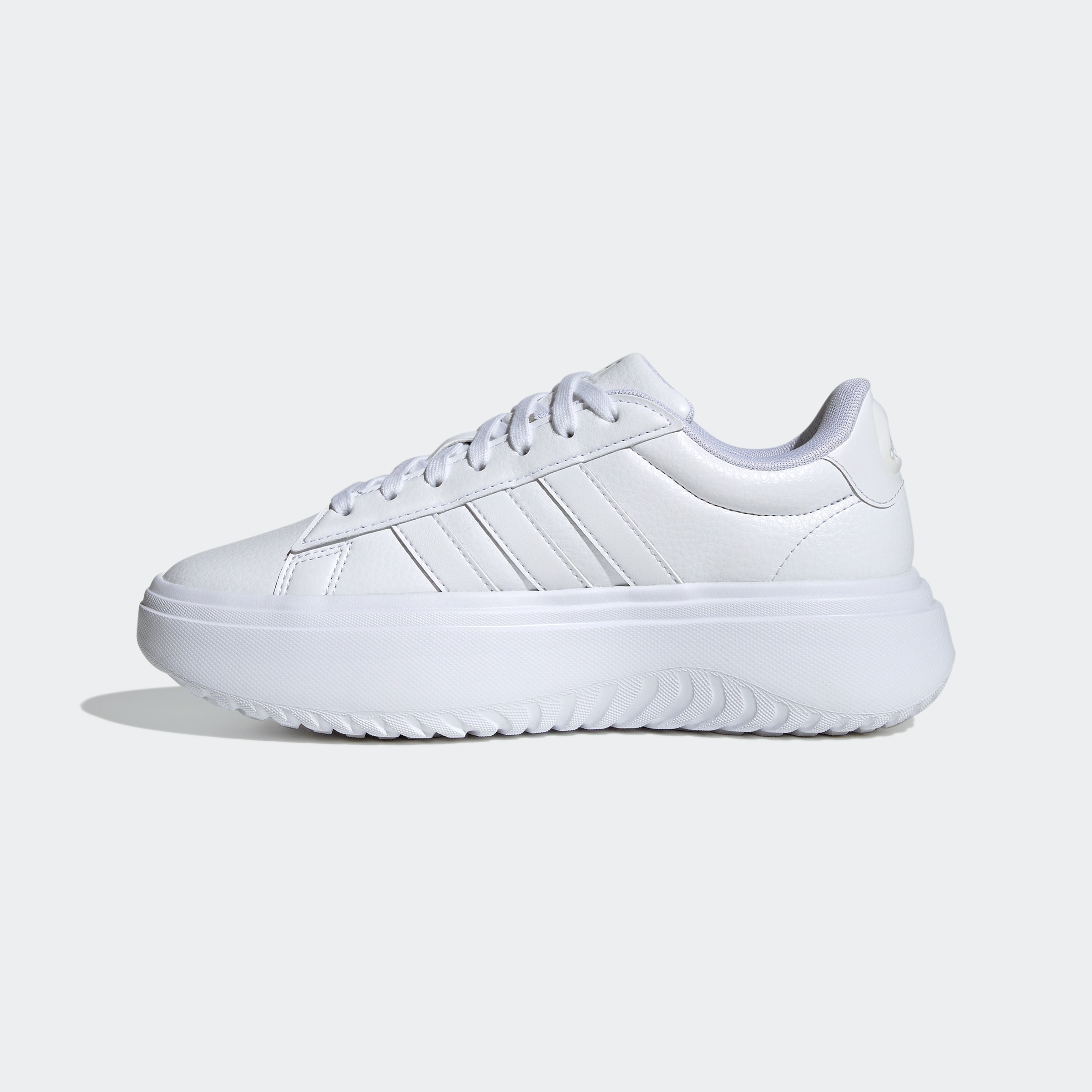 adidas Sportswear Sneaker »GRAND COURT PLATFORM«, Design auf den Spuren des adidas Superstar