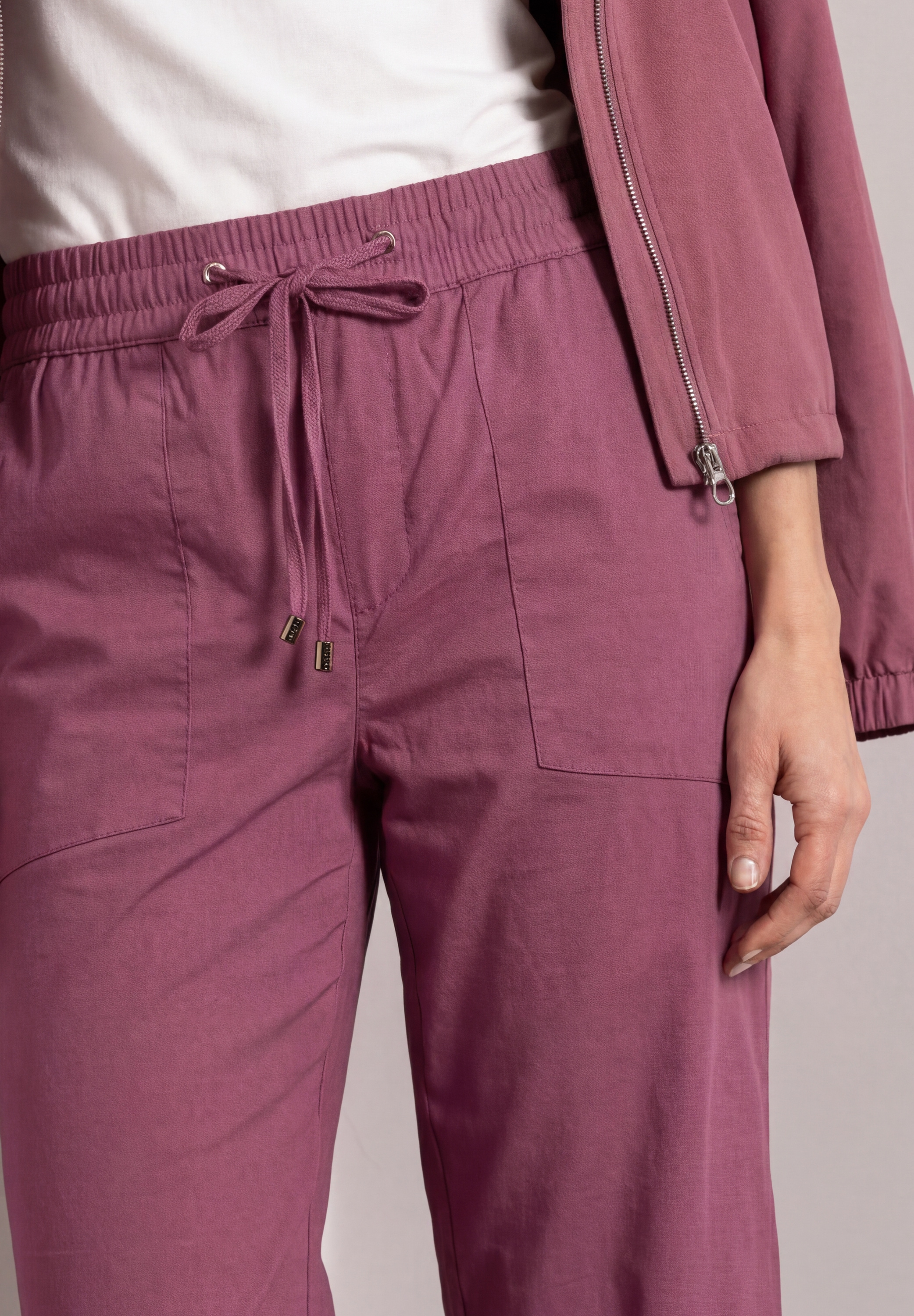 STREET ONE Stoffhose »Style Amalia«  Sommerhose im Casual Fit mit Turn-Up