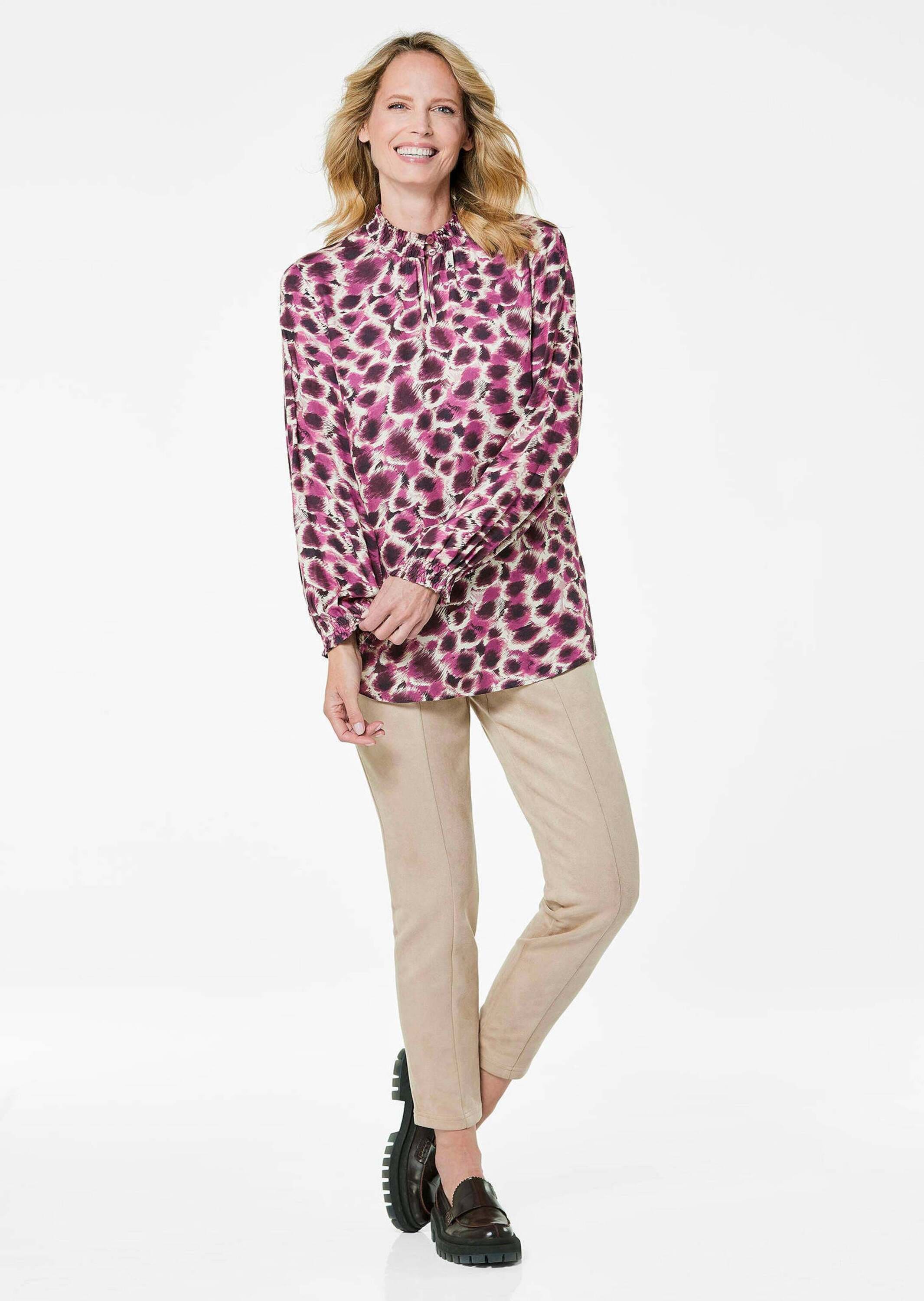 GOLDNER Klassische Bluse »Kurzgröße Langarmshirt mit Smok-Details« Smok-Details