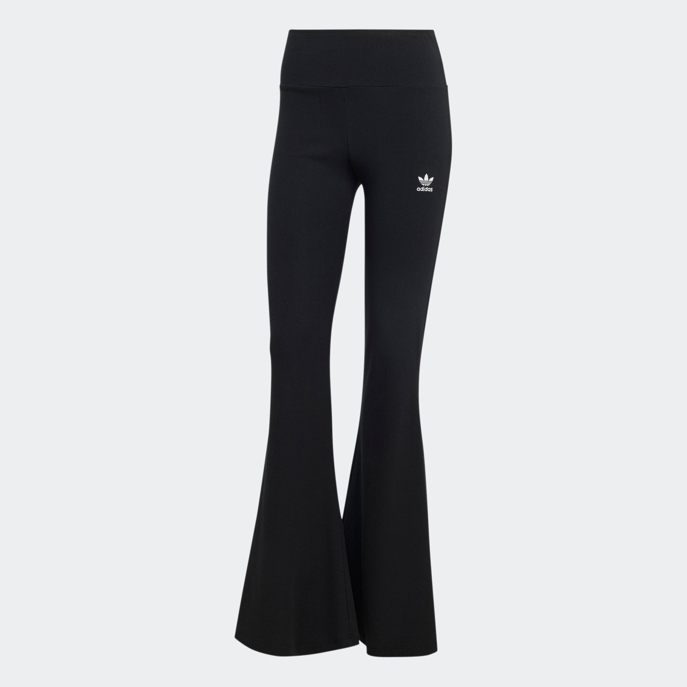 adidas Originals Leggings »ESS FL LEGGINGS«, (1 tlg.), stylishe Leggings mit ausgestelltem Beim und Ripp Optik
