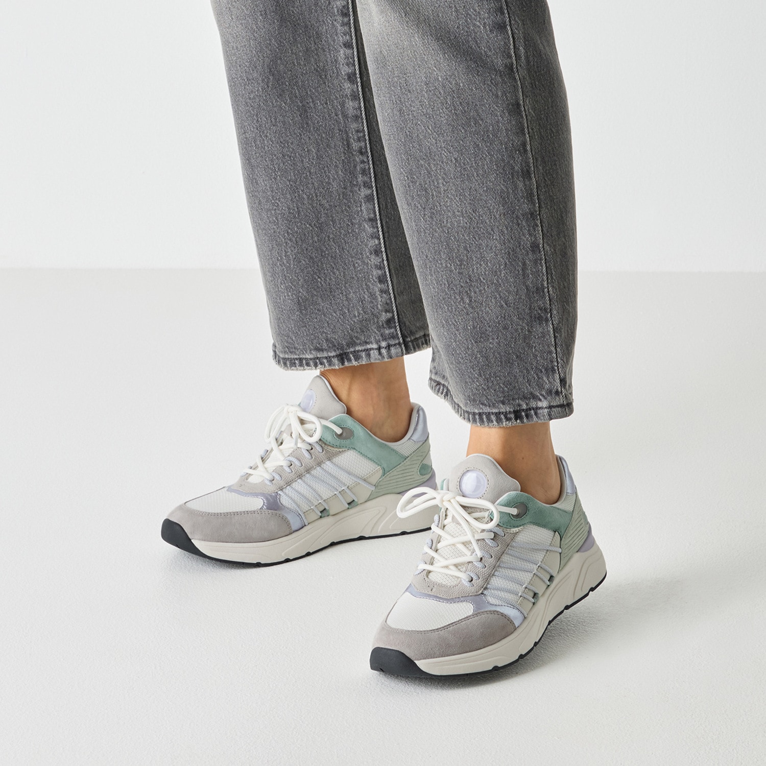 Tamaris Keilsneaker  , Freizeitschuh, Halbschuh, Schnürschuh mit gepolstertem Schaftrand