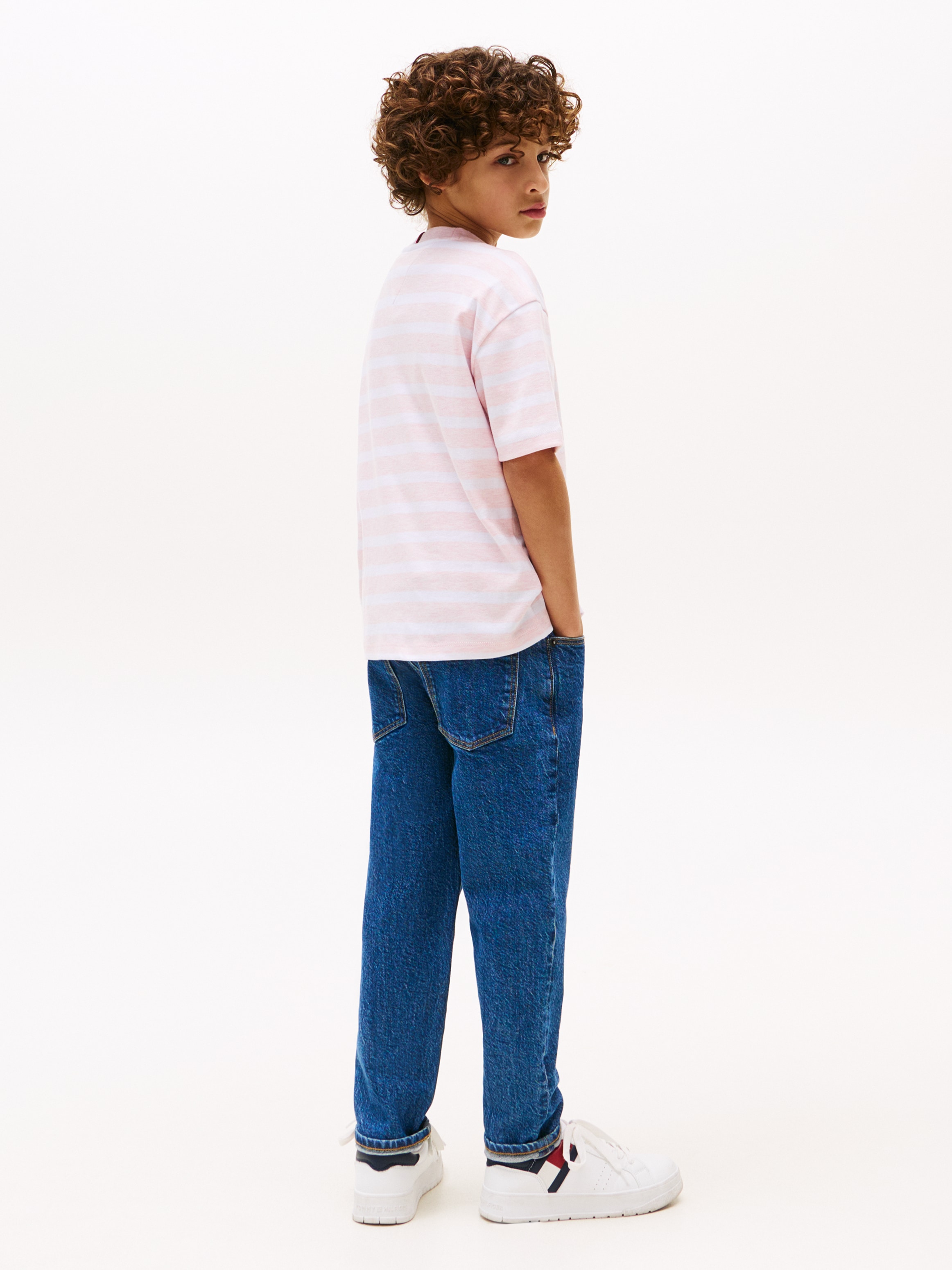 Tommy Hilfiger T-Shirt »INTERLOCK STRIPE HTR T-SHIRT SS«, für Kinder bis 16 Jahre, mit kleinem Flag-Label