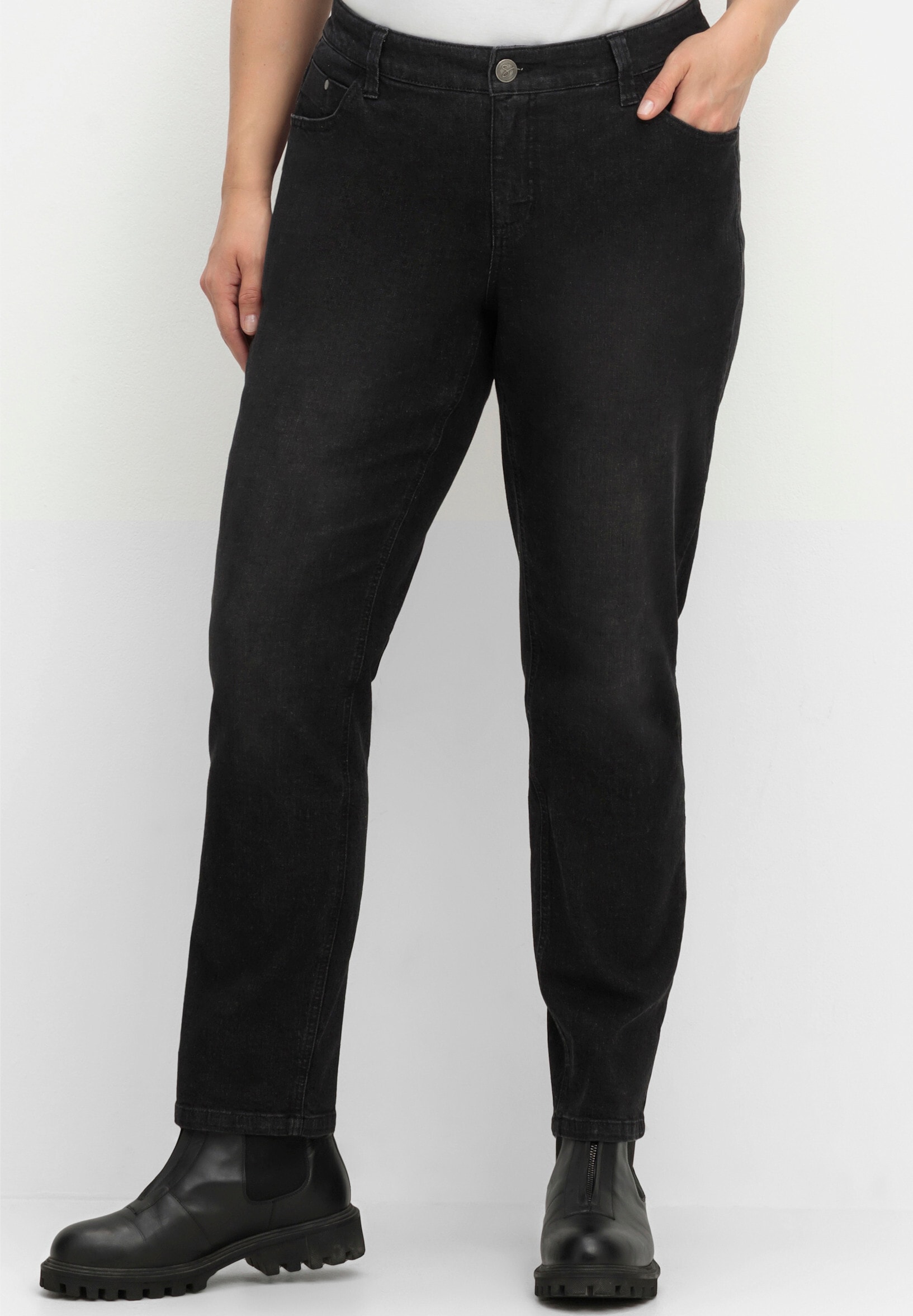 Sheego 5-Pocket-Jeans »Stretch-Jeans 5-Pocket-Jeans in schmaler Form« im komfortablen Curvy-Schnitt VERENA