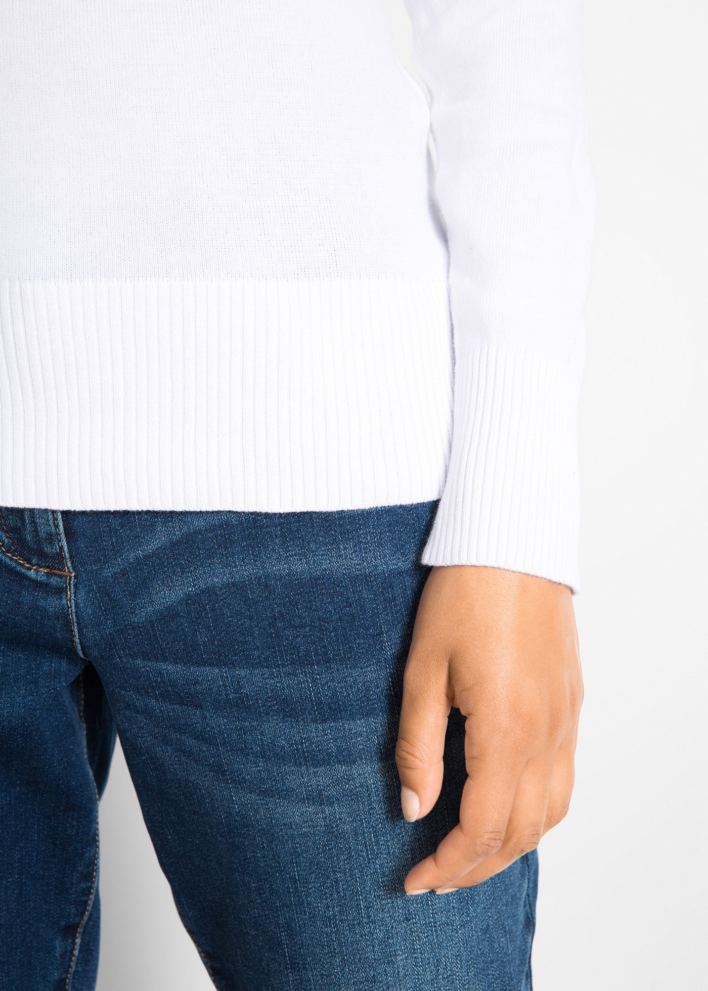 bonprix Strickpullover »Feinstrickpullover« aus Baumwollmischung, mit V-Ausschnitt, schmale Passform