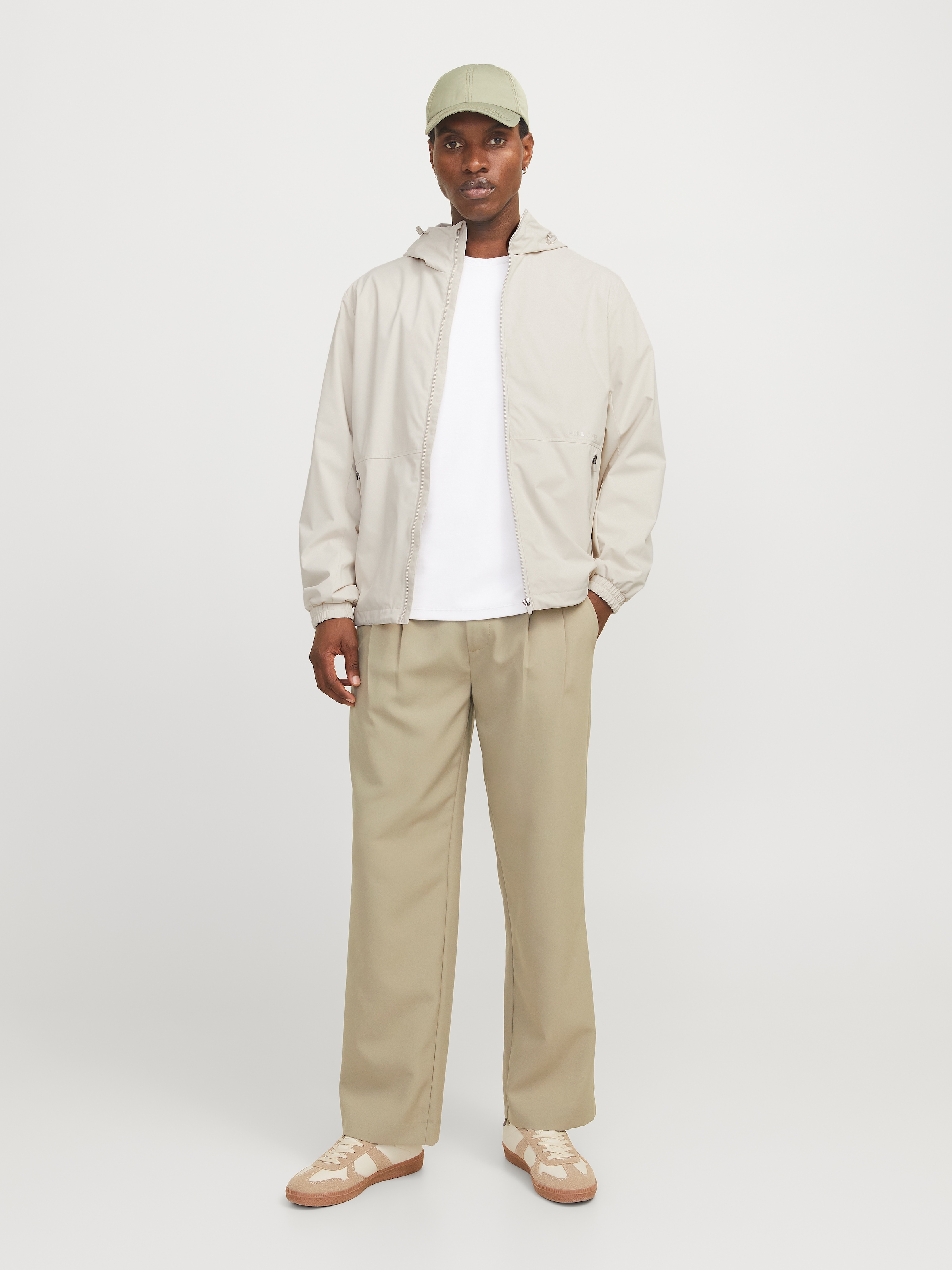 Jack & Jones Outdoorjacke »JJEURBAN LIGHT JACKET SN«, mit Kapuze, mit Kapuze